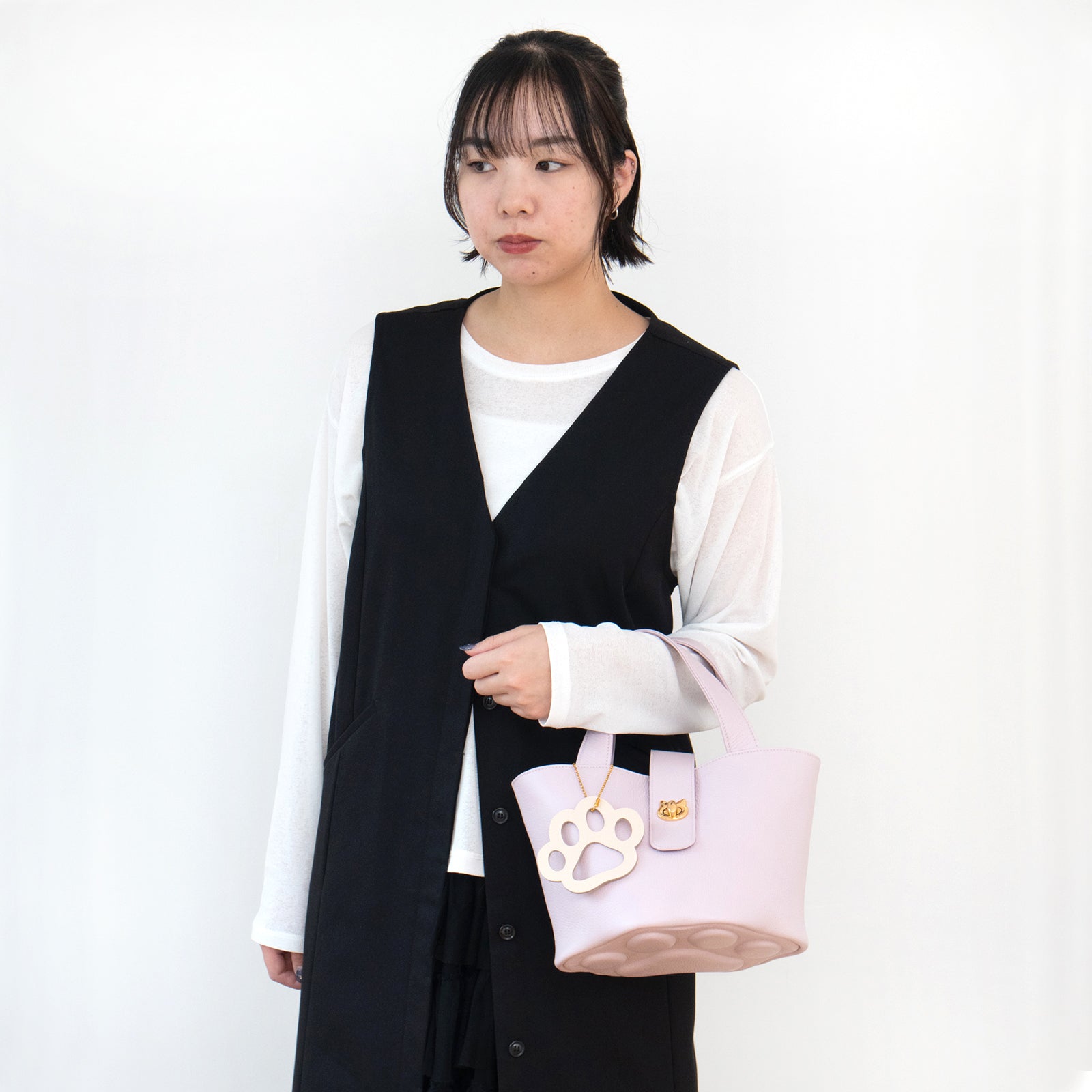 【3/20(金)20:00~ 数量限定】【さくらねこの日特別SET】バケットバッグ PAW (パウ) さくらねこチャームSET モーヴシルヴェスティン