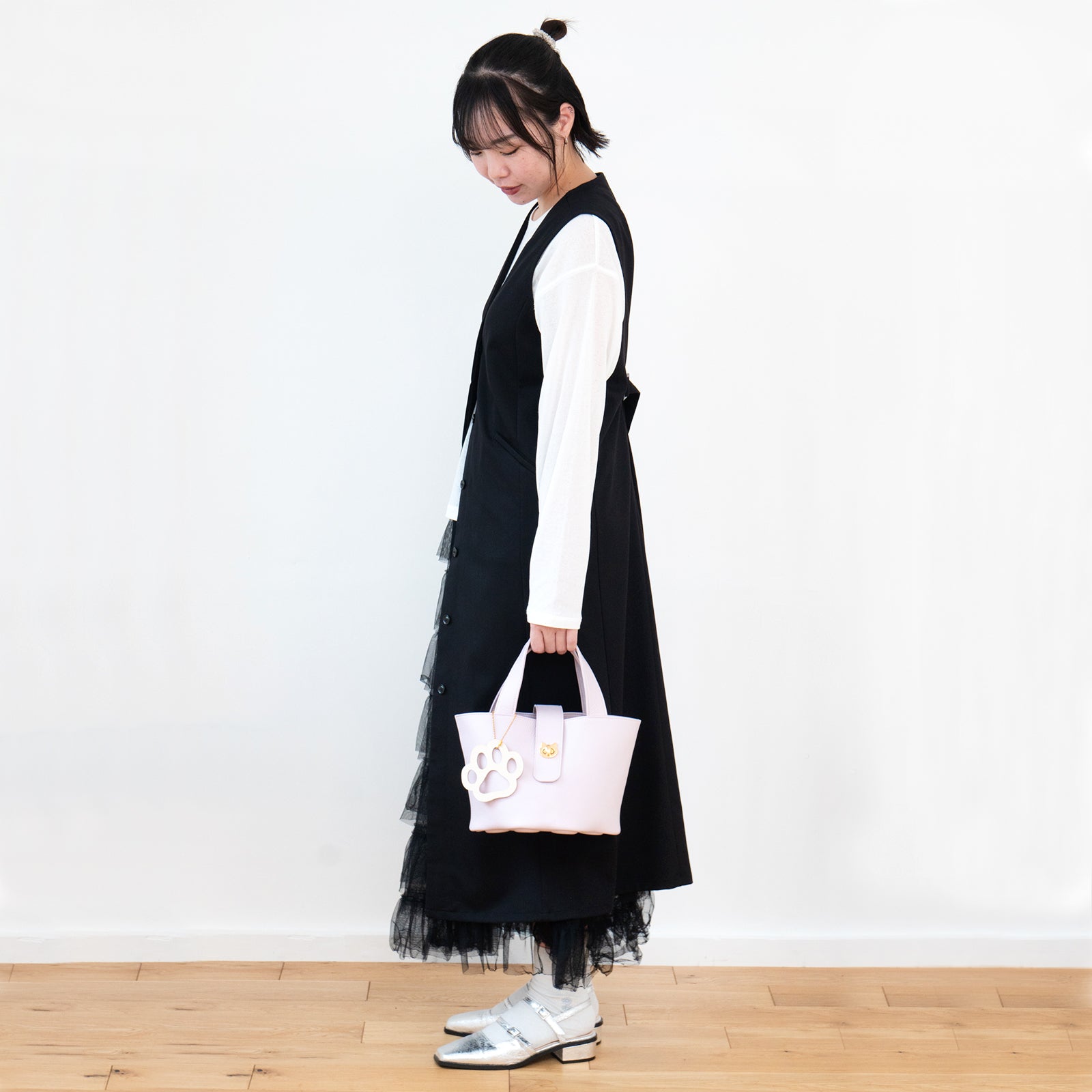 【3/20(金)20:00~ 数量限定】【さくらねこの日特別SET】バケットバッグ PAW (パウ) さくらねこチャームSET モーヴシルヴェスティン