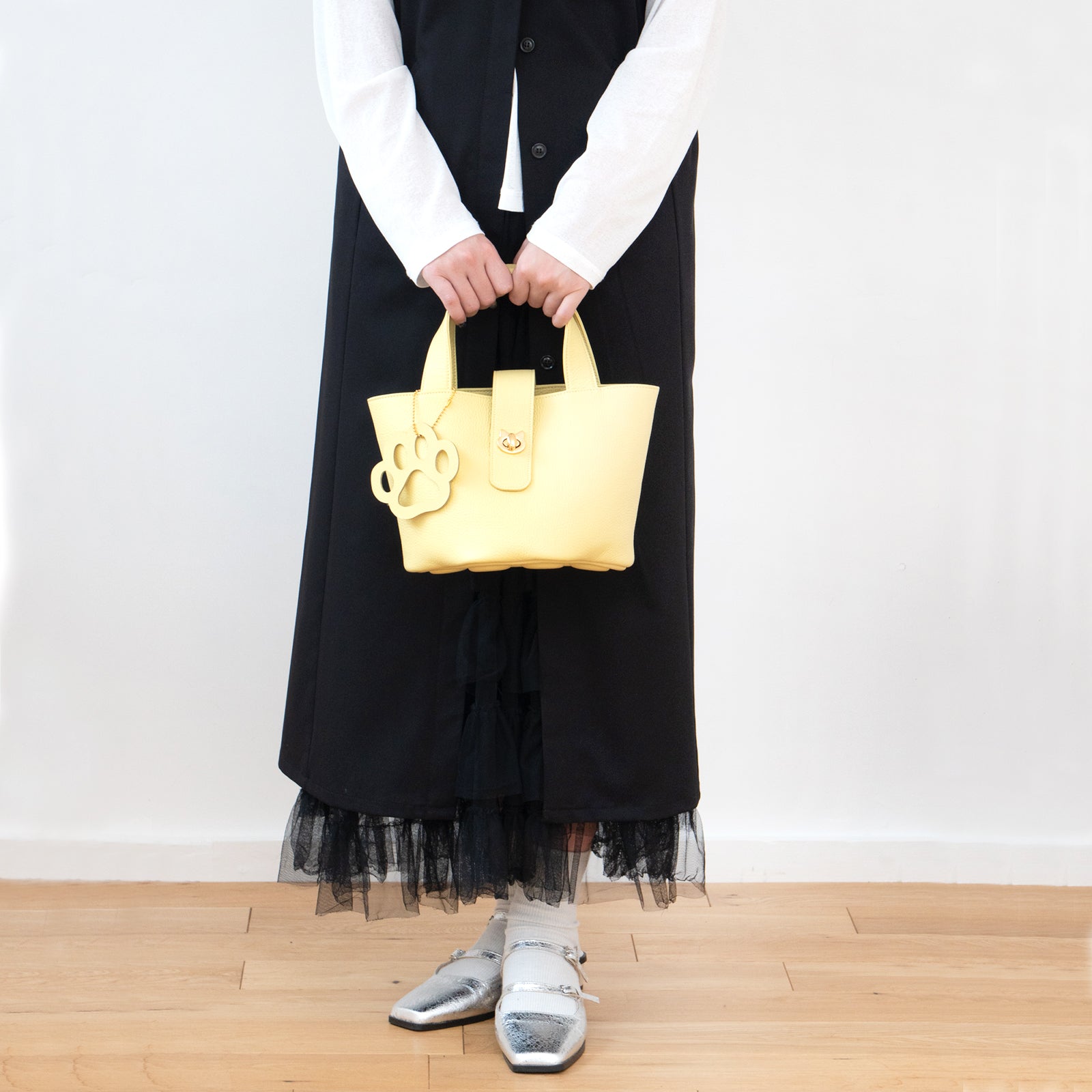 【3/20(金)20:00~ 数量限定】【さくらねこの日特別SET】バケットバッグ PAW (パウ) さくらねこチャームSET / ジョーヌプッサン