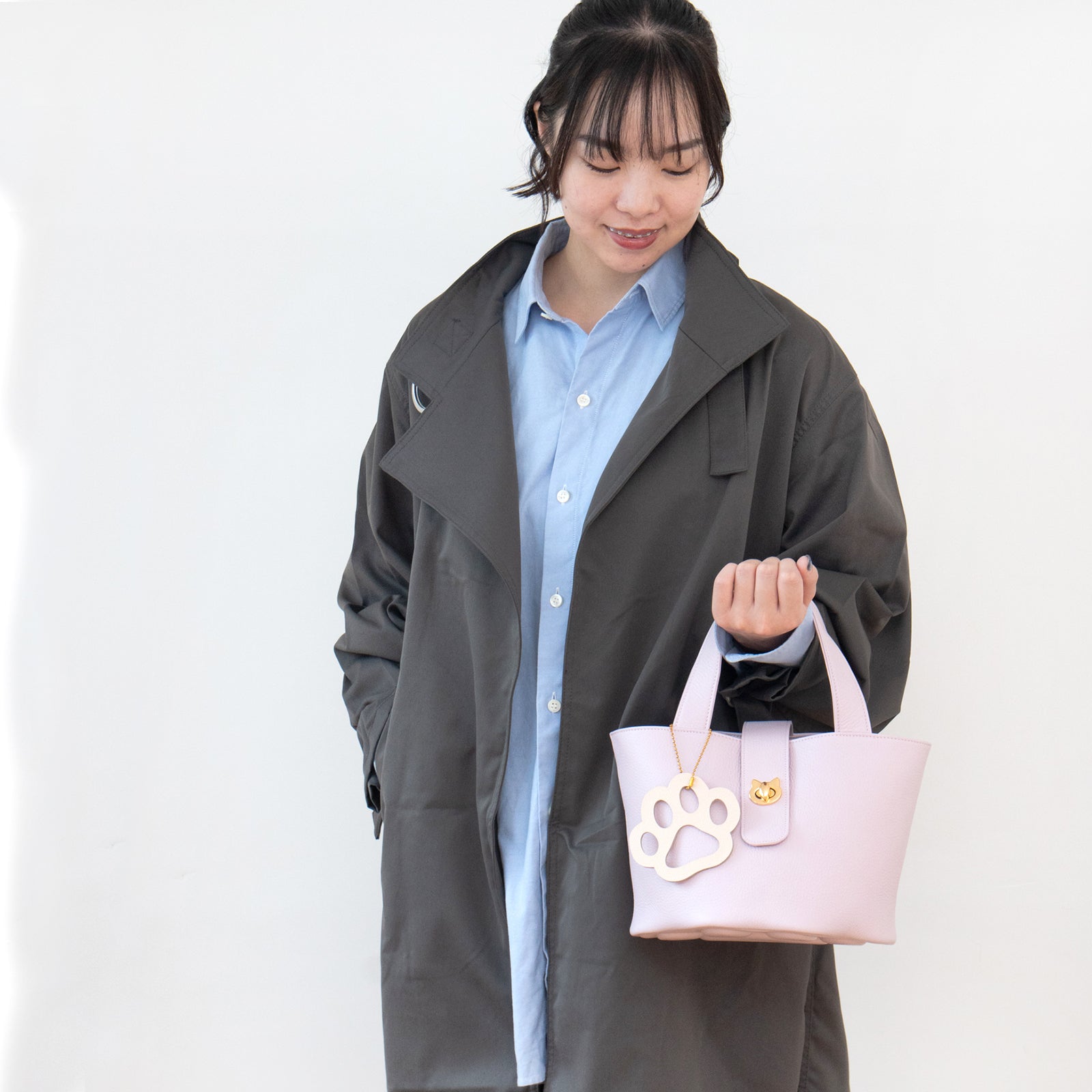 【3/20(金)20:00~ 数量限定】【さくらねこの日特別SET】バケットバッグ PAW (パウ) さくらねこチャームSET モーヴシルヴェスティン