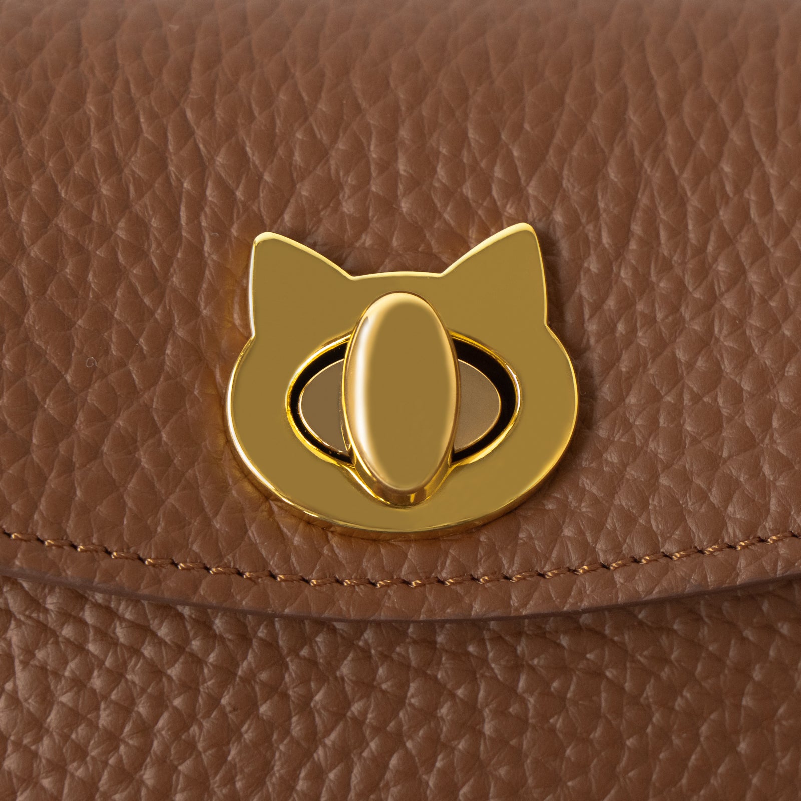 フラップウォレット・フルーニャ ロング キュイール・マッシュ / キャメル