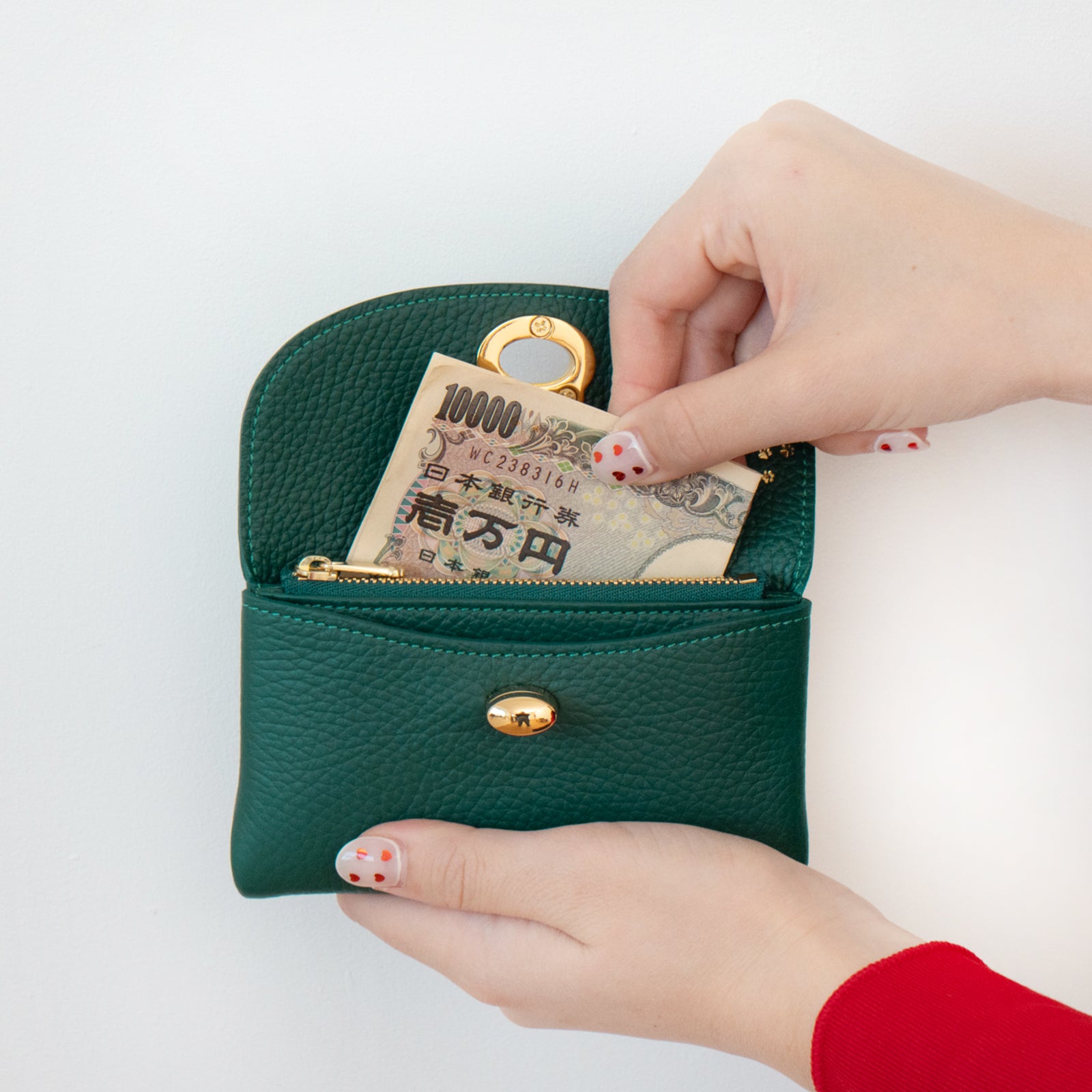 フラップウォレット・フルーニャ ミディアム キュイール・マッシュ / エメラルド