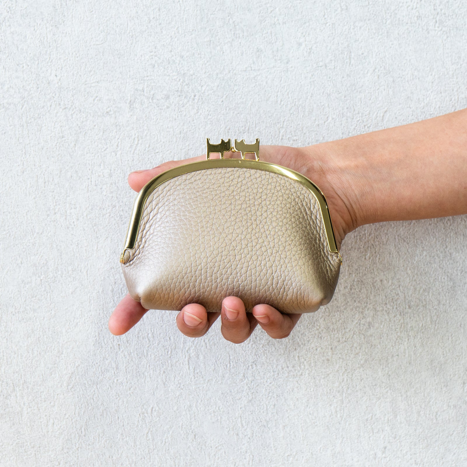 Nyamaguchi Pouch Taurillon Clemence / Champagne Gold