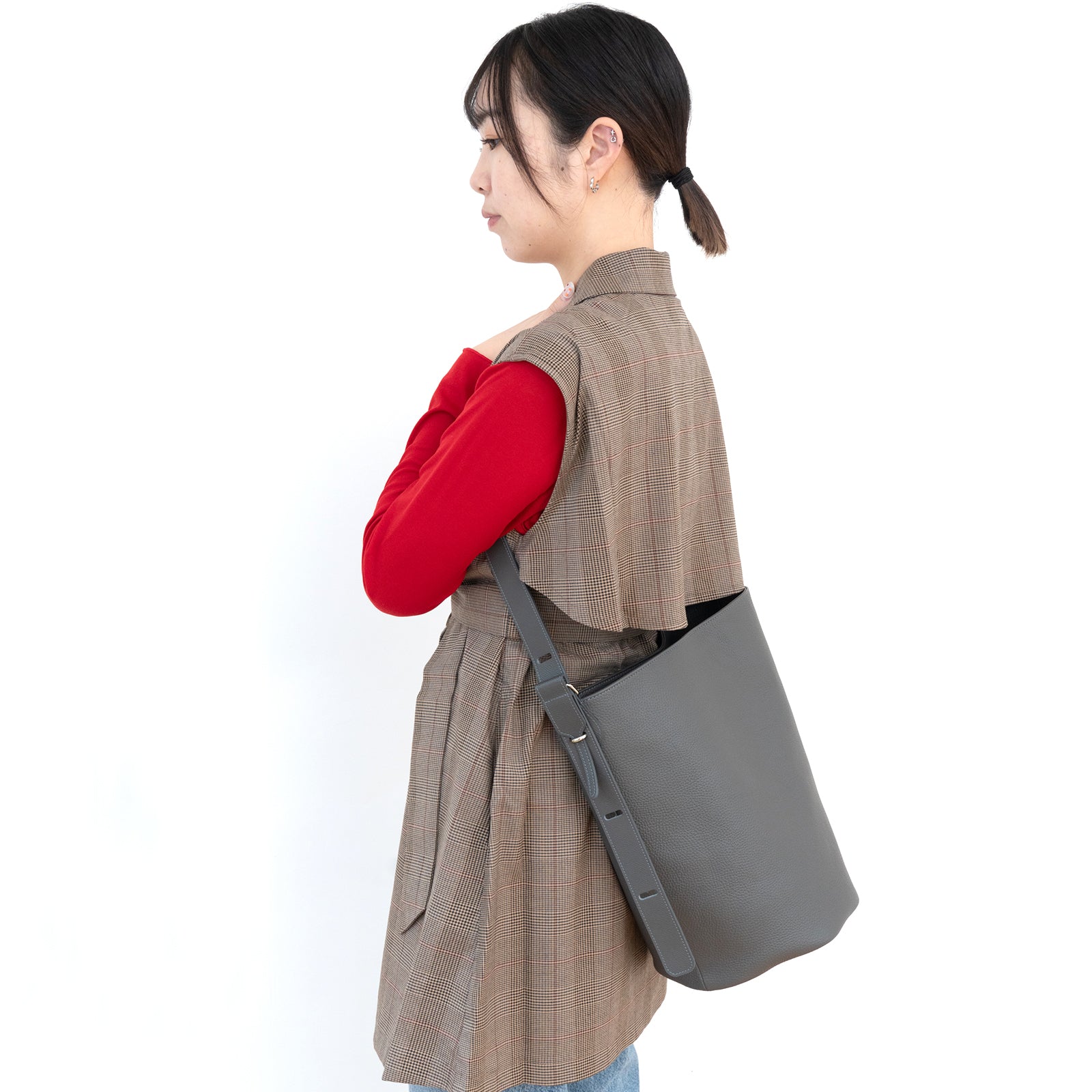 【11/21(金)22:00~ 26時間限定販売】【数量限定】3WAYバッグ PAW (パウ) キュイール・マッシュ / グラファイト