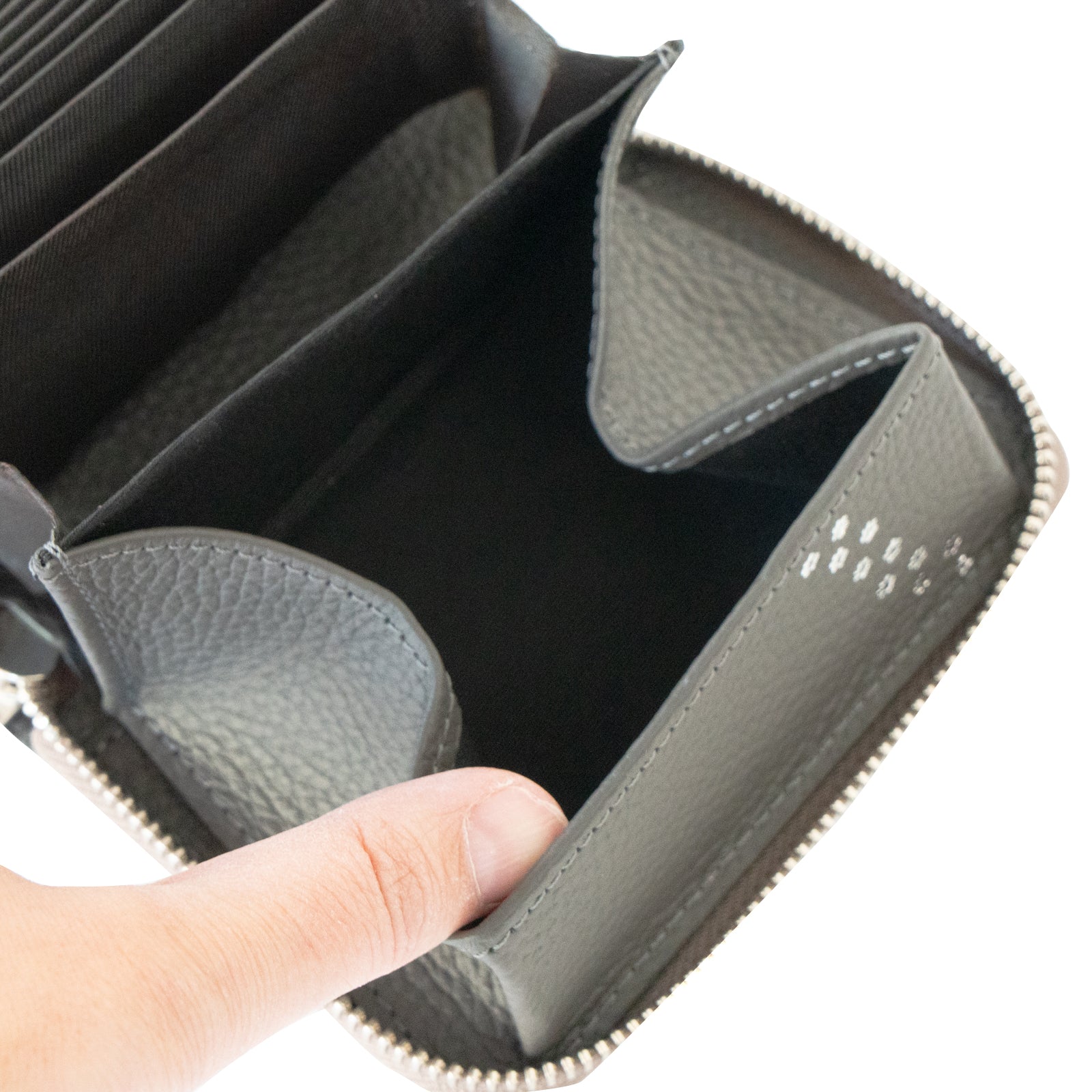 【12/7(日)22:00~ 26時間限定販売】【数量限定】PAWラウンドファスナーミドル財布 キュイール・マッシュ / グラファイト