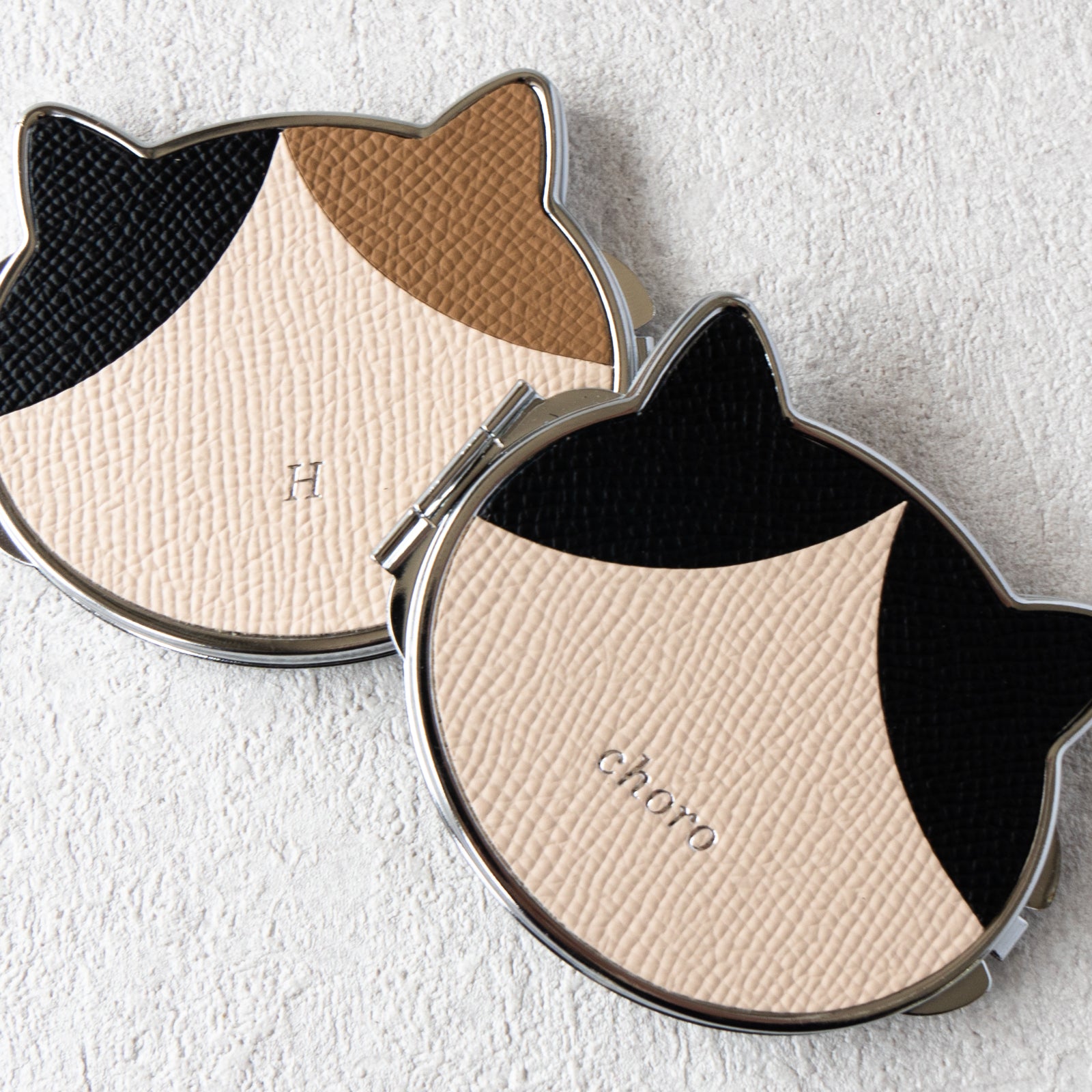 Nyanpakuto Mirror / Grey and White