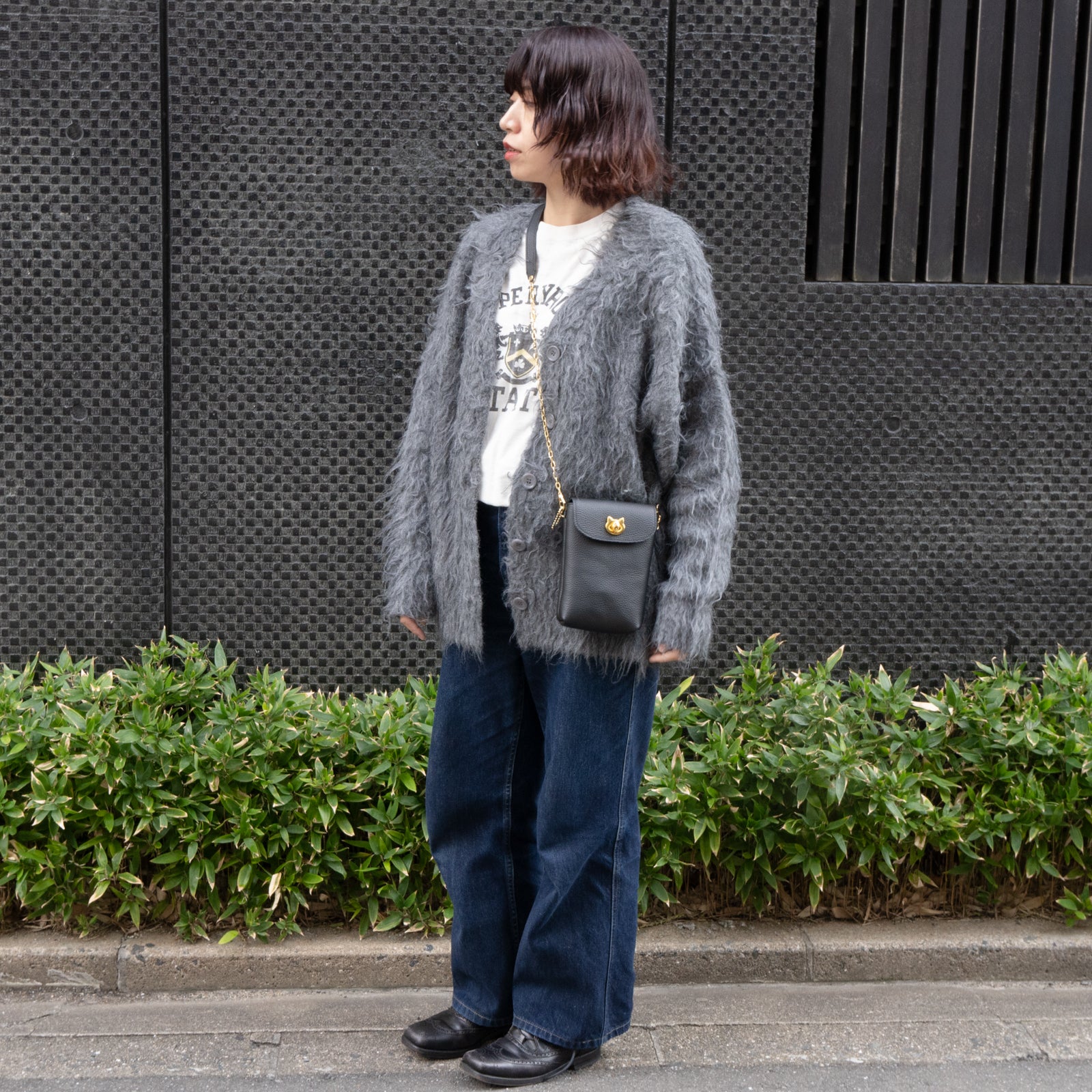 フルーニャスマホポシェット キュイール・マッシュ / ブラック