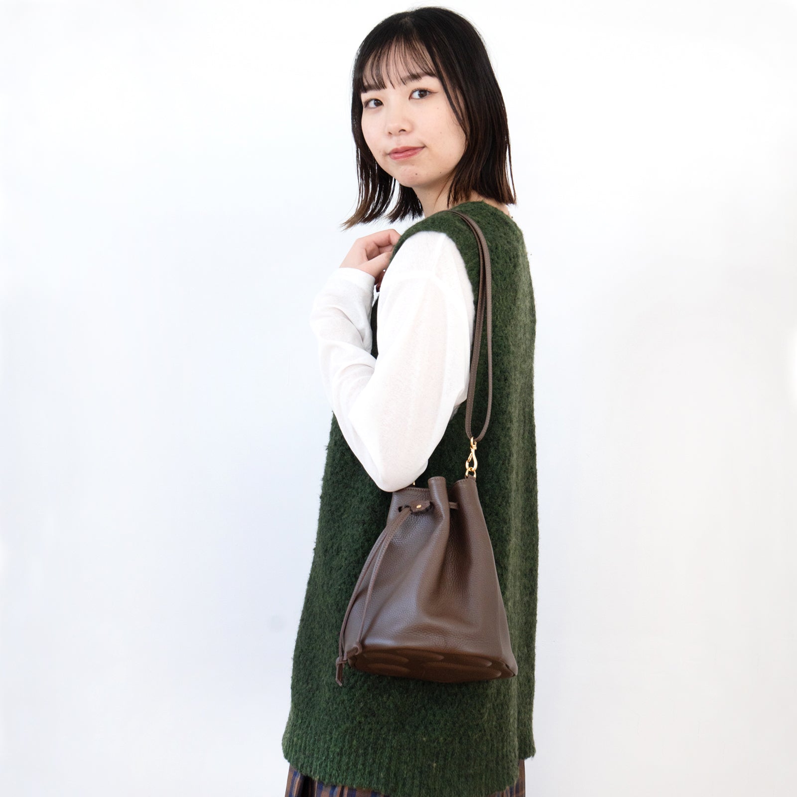 巾着ショルダーバッグ PAW キュイール・マッシュ / チョコ