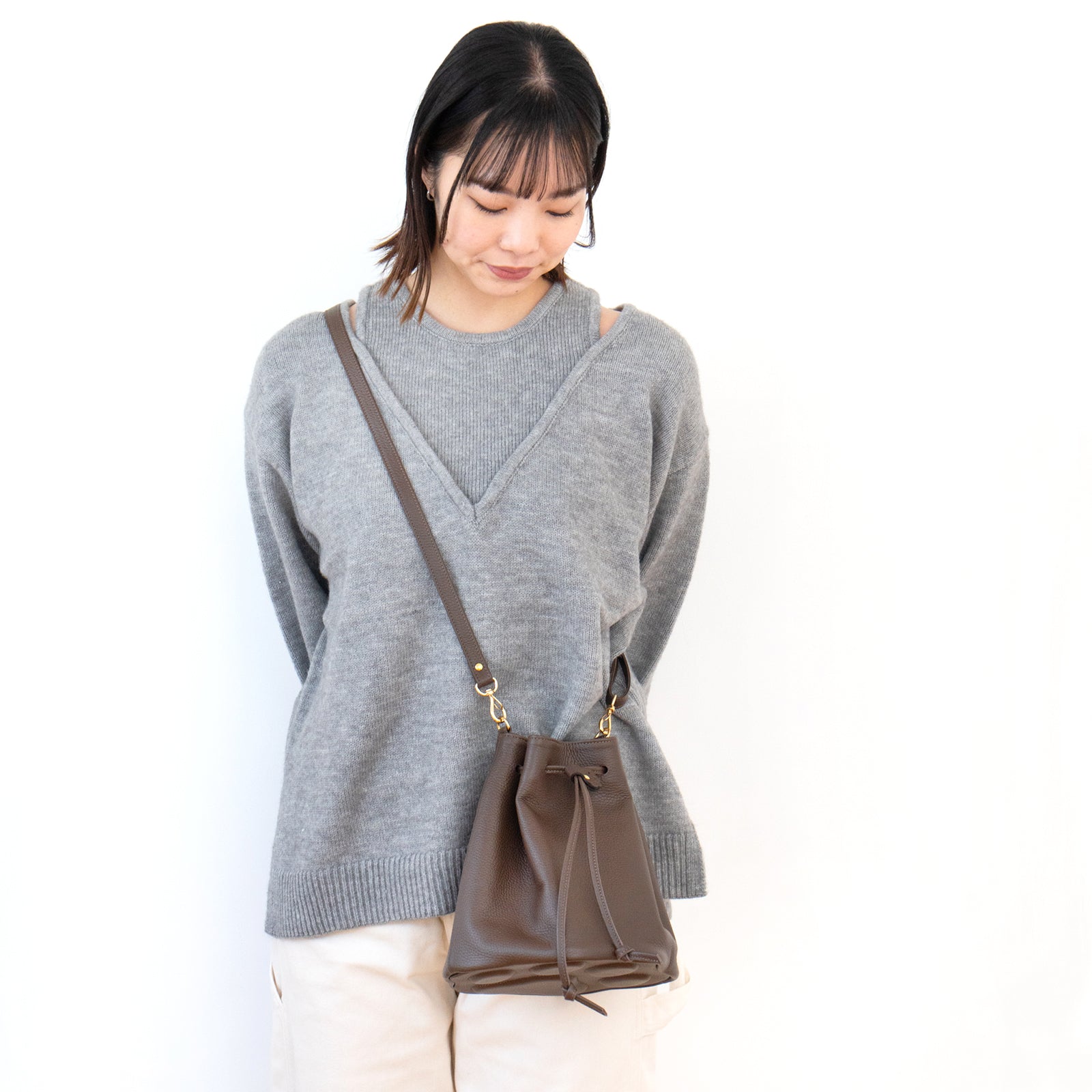 巾着ショルダーバッグ PAW キュイール・マッシュ / チョコ