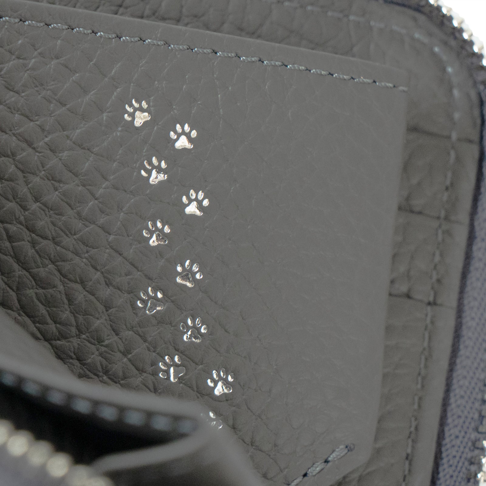 PAW L字ファスナーミニ財布 キュイール・マッシュ / グラファイト