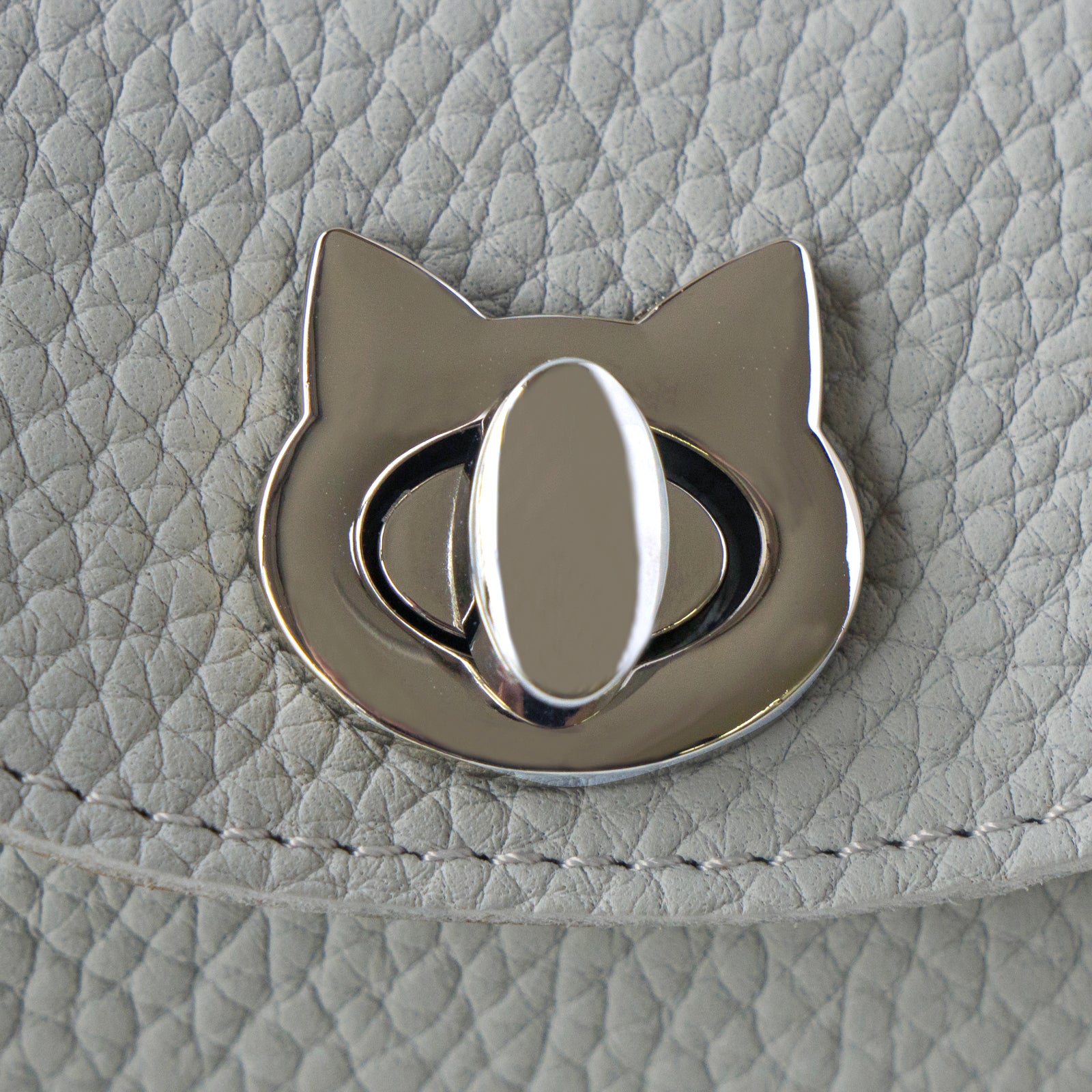 【数量限定】シェルポーチ CAT トリヨンクレマンス / ブルーペール
