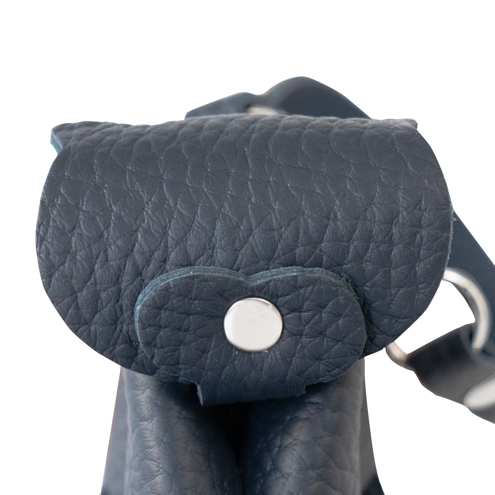 スタンディングにゃんチャーム キュイール・マッシュ / ブルーニュイ