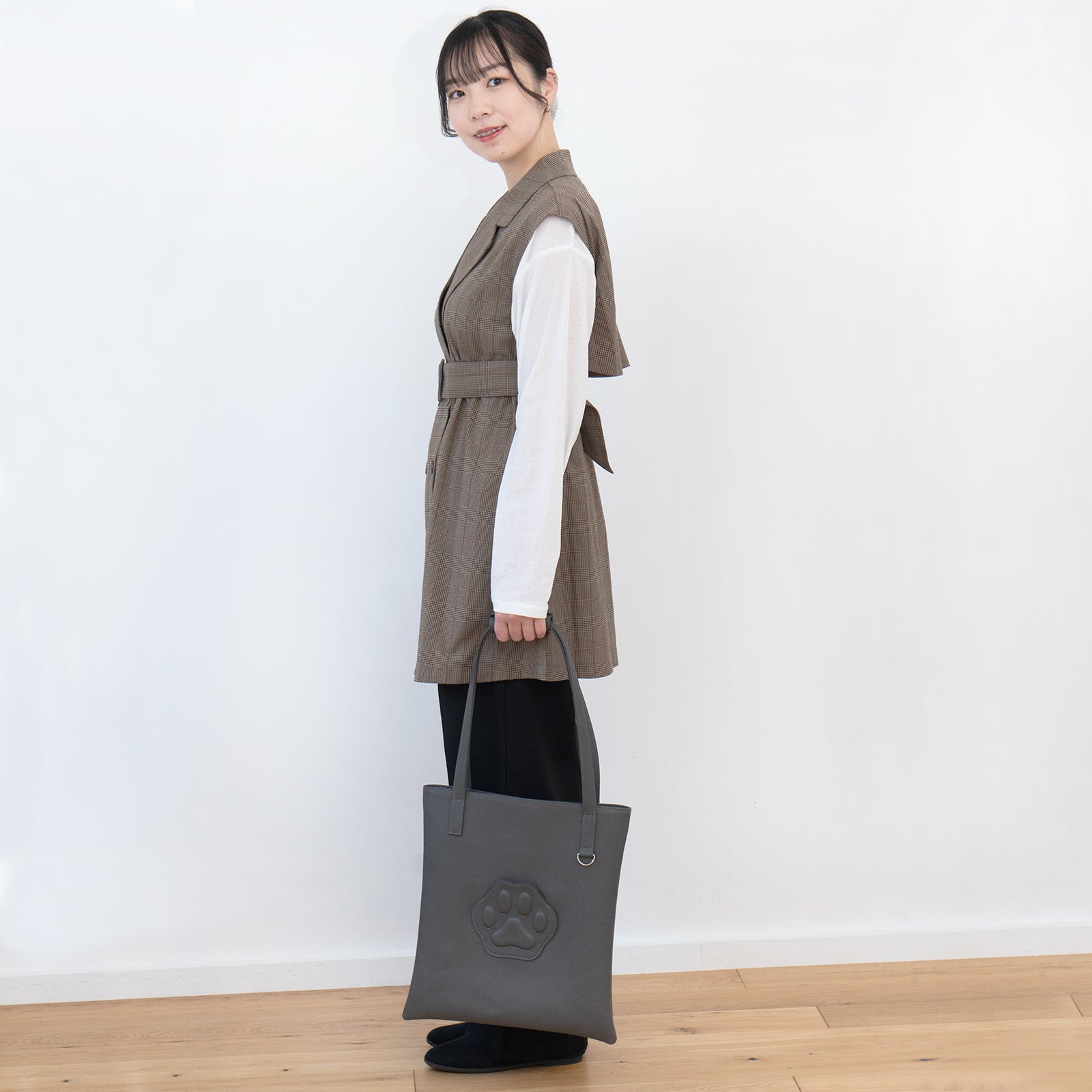 A4 Tote Bag PAW Cuir Mache / Graphite