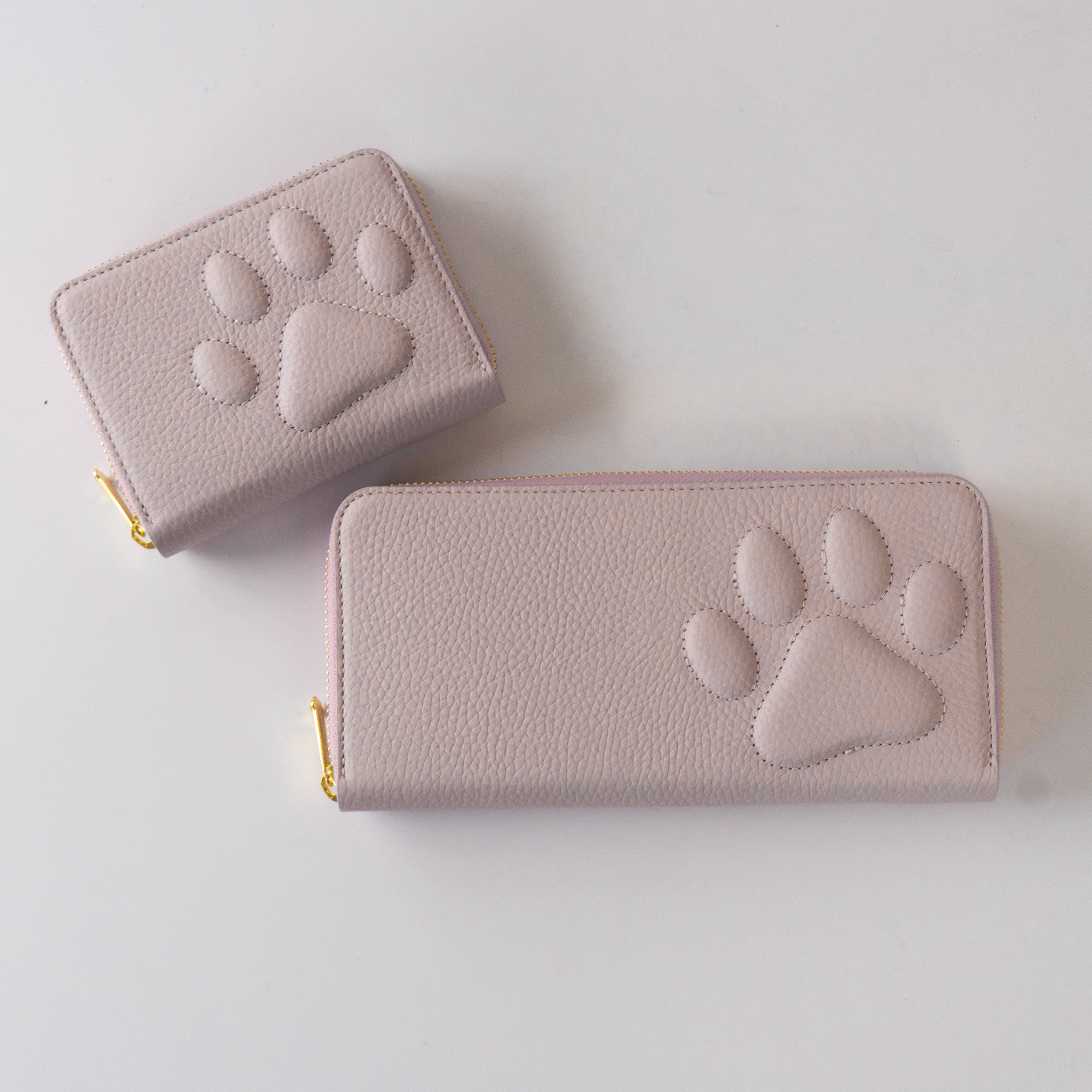 PAWラウンドファスナーミドル財布 キュイール・マッシュ / モーヴシルヴェスティン