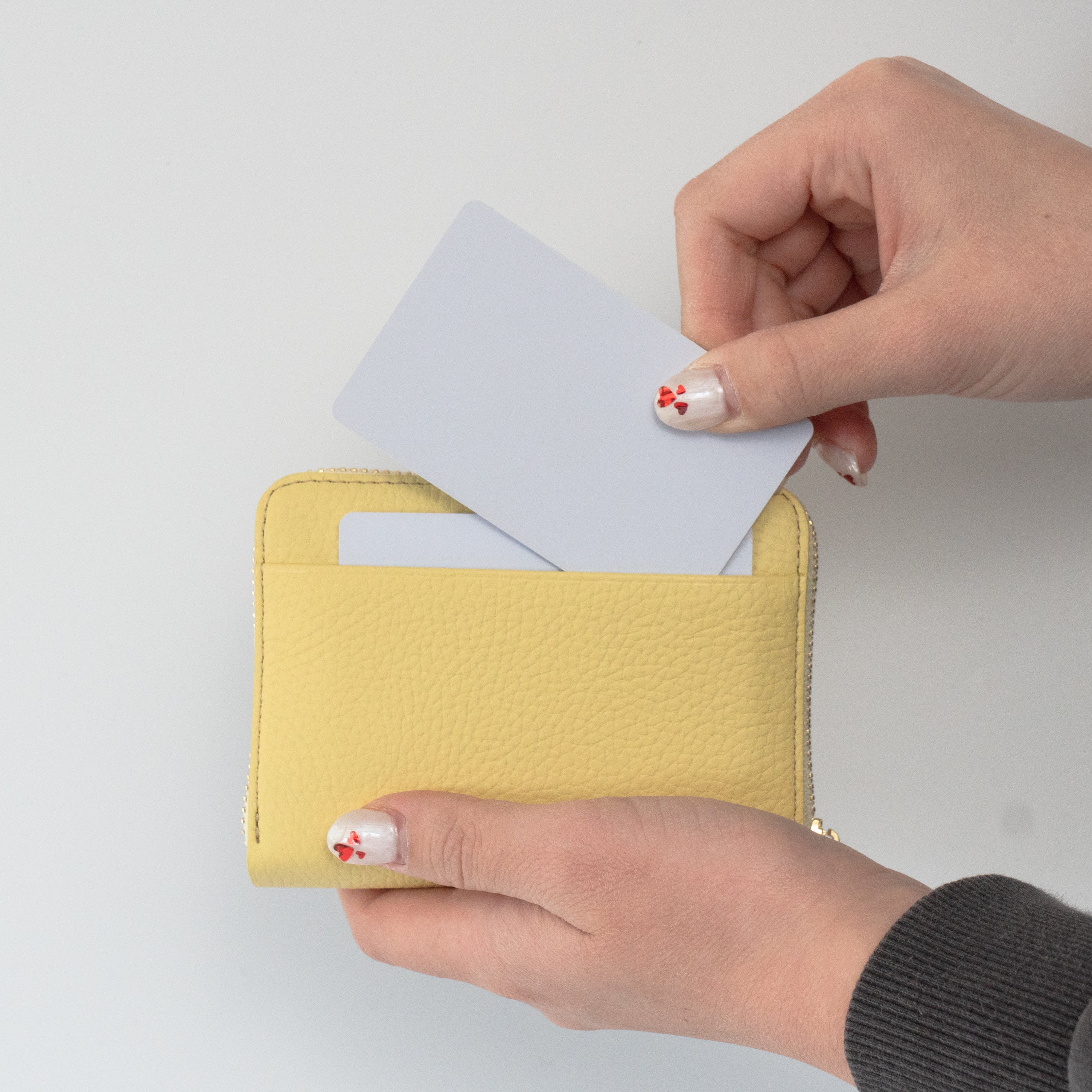 【3/20(金)20:00~ 数量限定】【さくらねこの日特別SET】PAWラウンドファスナーミドル財布 さくらねこチャームSET / ジョーヌプッサン