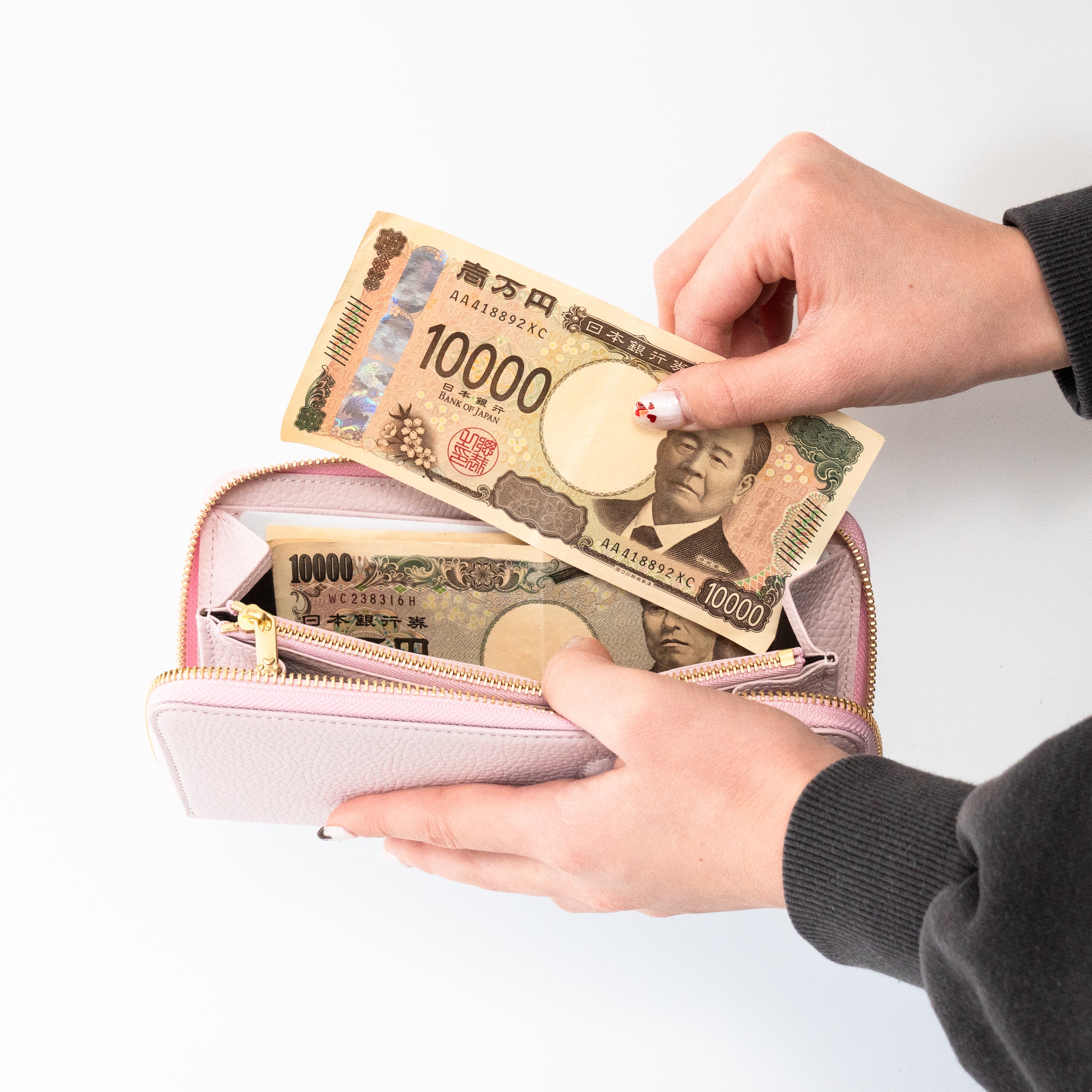 PAWラウンドファスナー長財布 キュイール・マッシュ / モーヴシルヴェスティン