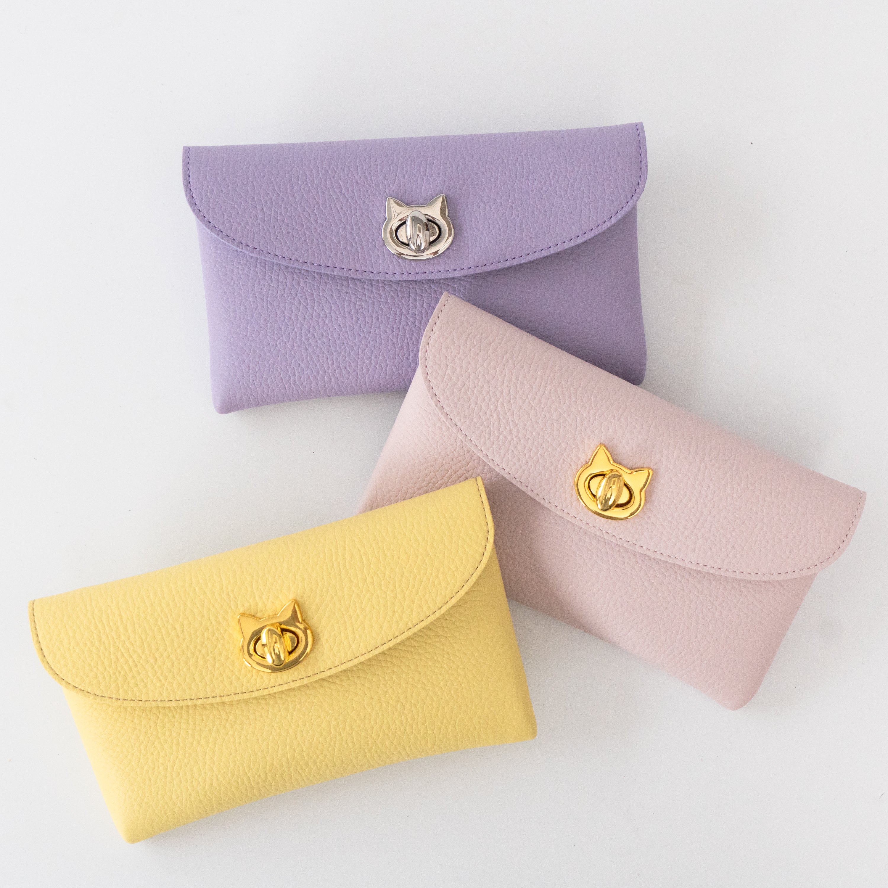 Flap Wallet Frunya Long with Sakura Cat Charm / Lavender