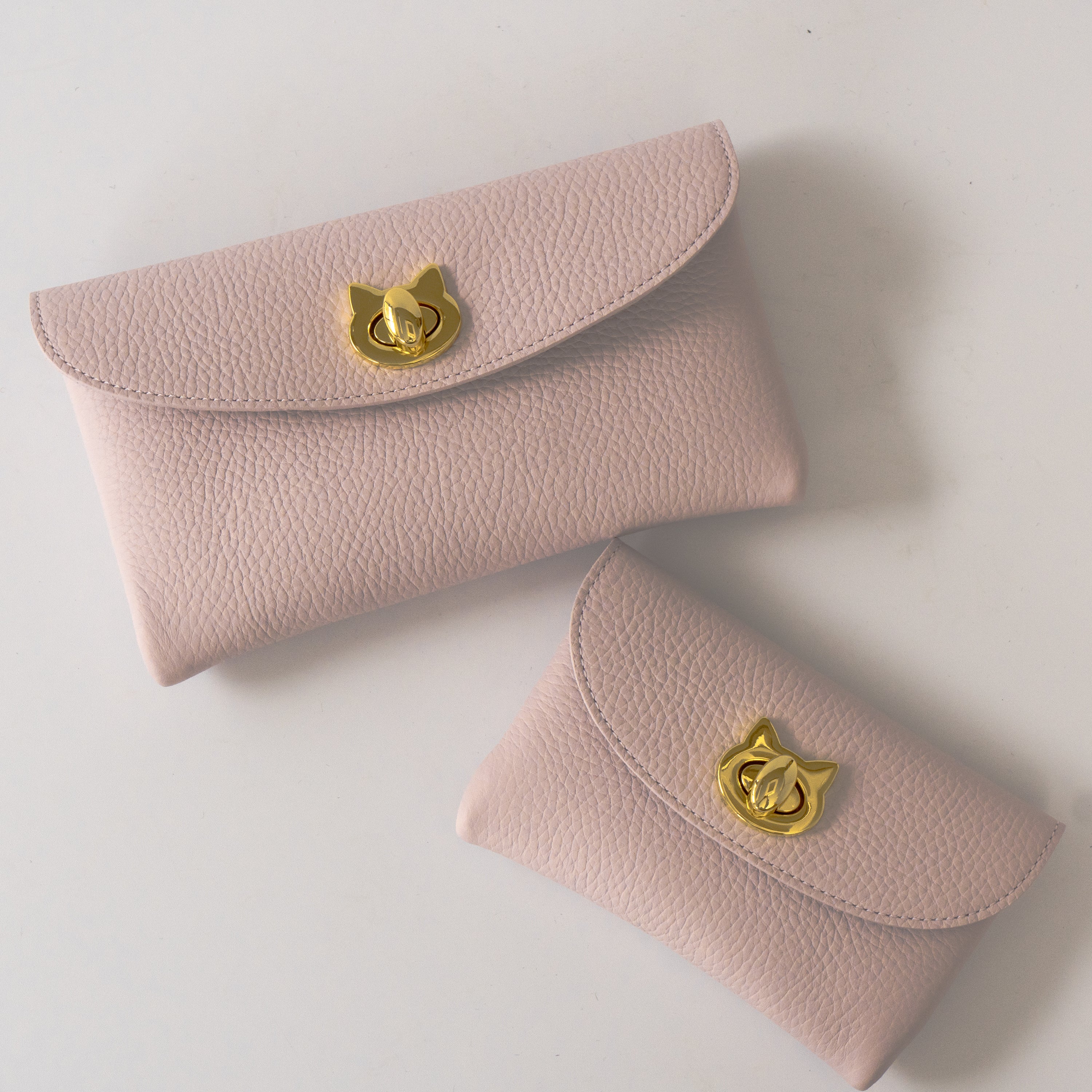 フラップウォレット・フルーニャ ミディアム キュイール・マッシュ / モーヴシルヴェスティン