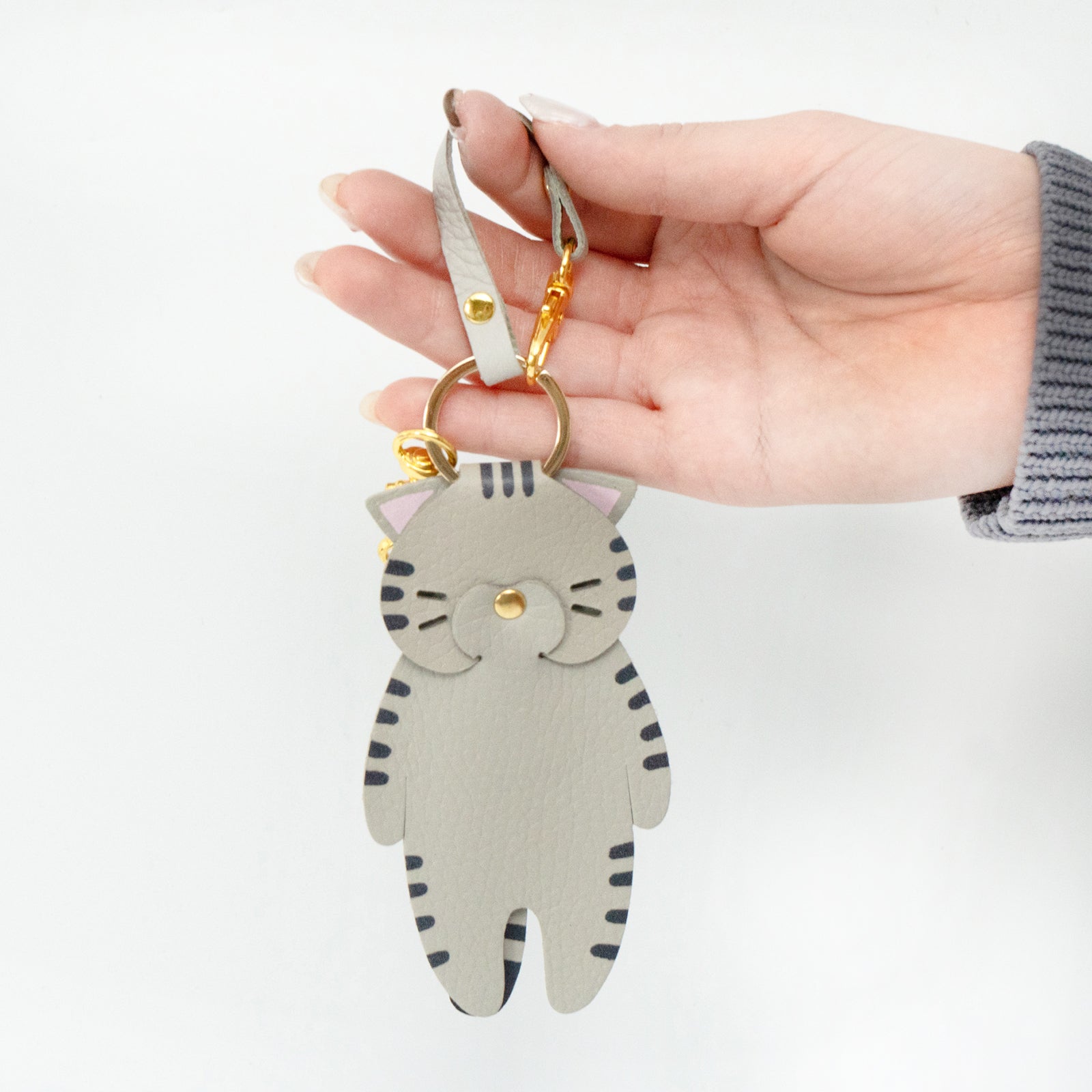 Printed cat charm / brown tabby