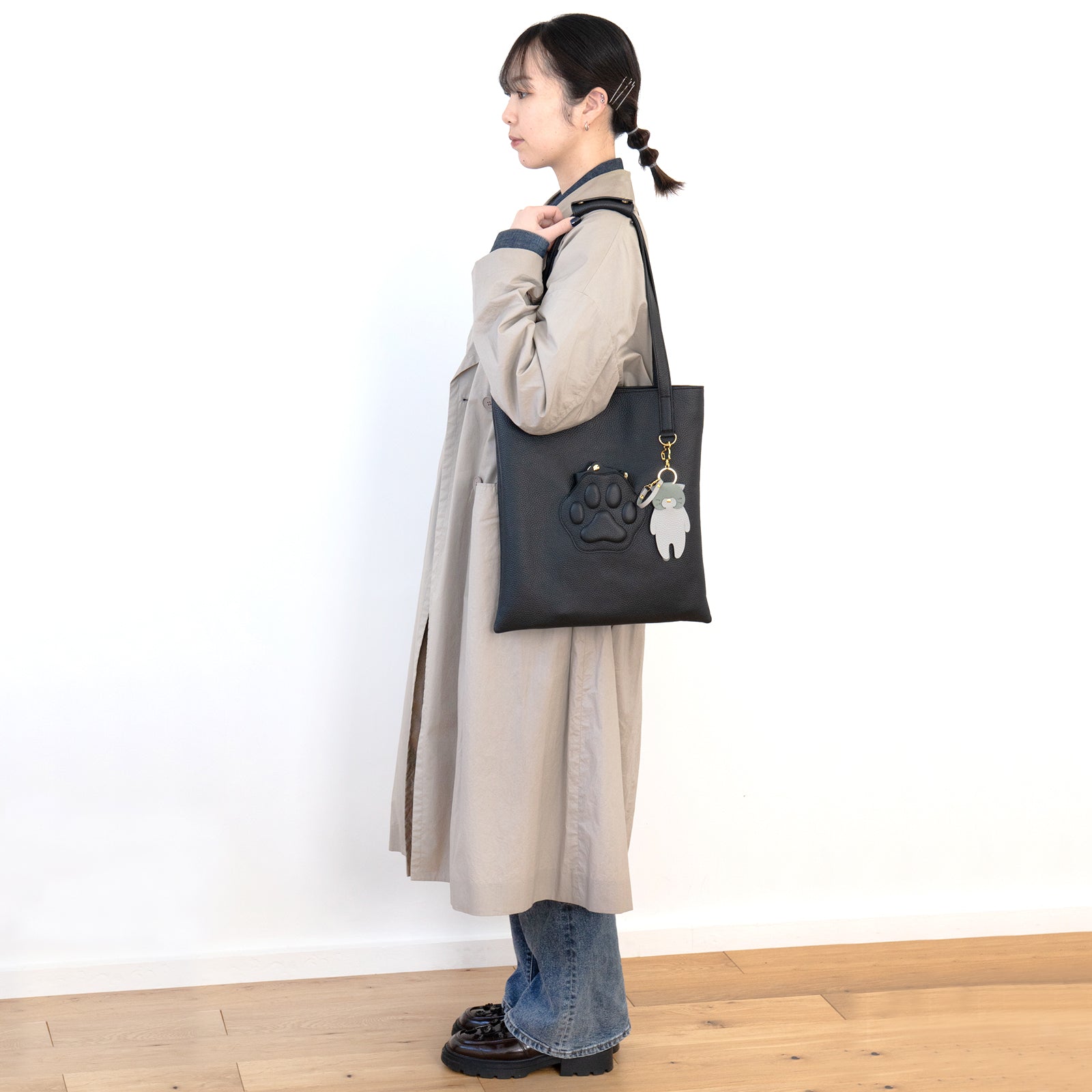 A4トートバッグ PAW キュイール・マッシュ / ブラック