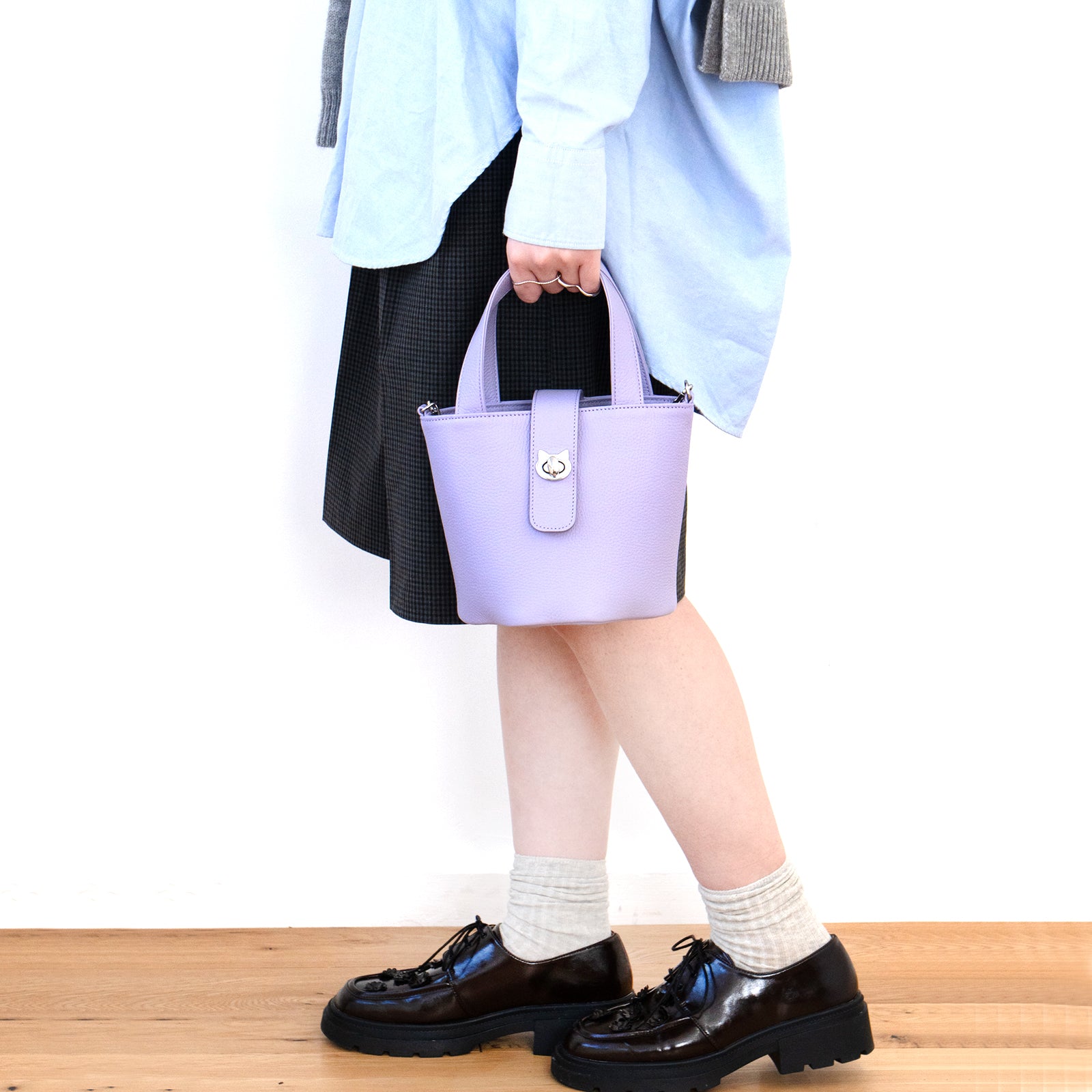 【3/20(金)20:00~ 数量限定】【さくらねこの日特別SET】チェーンショルダー付きミニバッグ・PAW (パウ) さくらねこチャームSET / ラベンダー