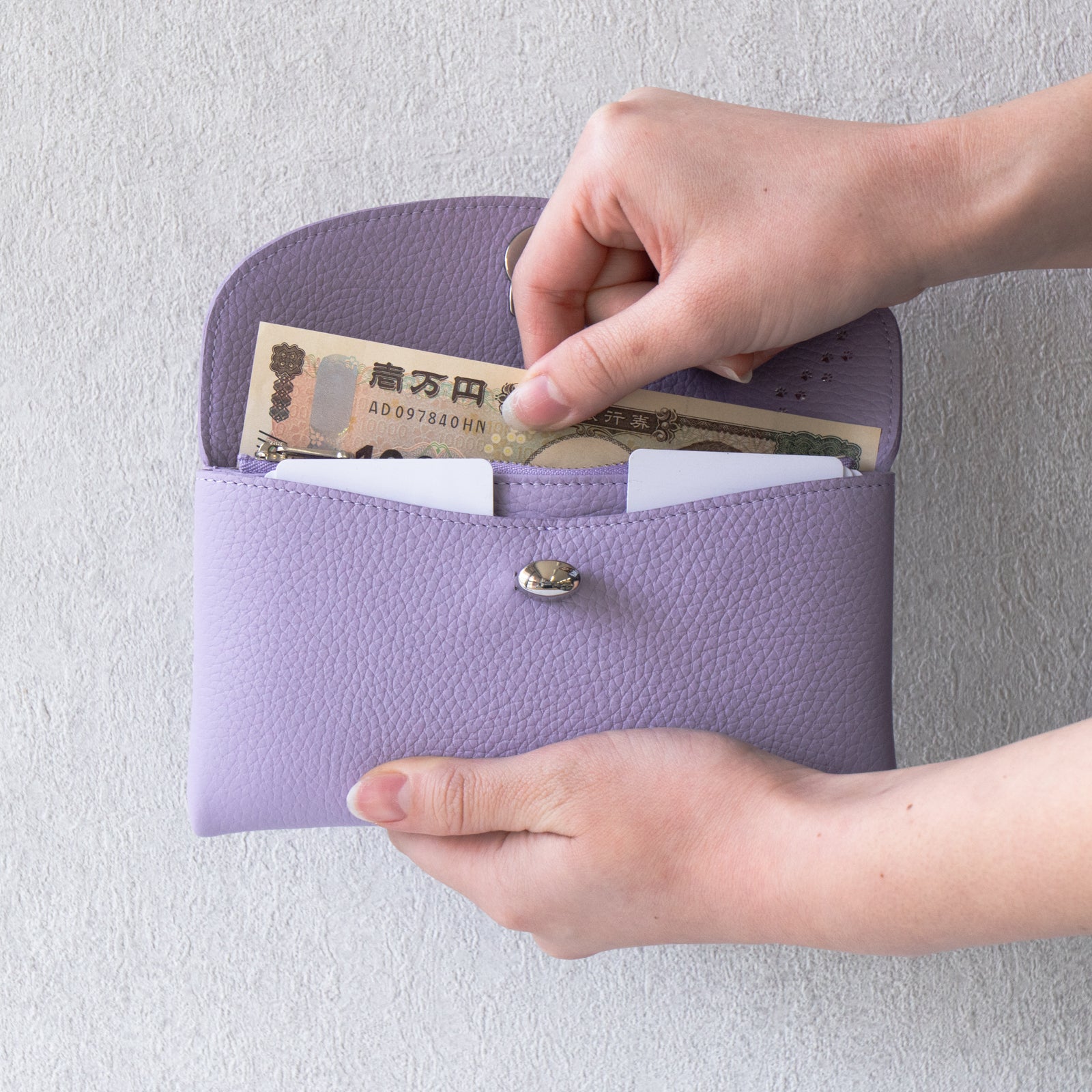 Flap Wallet Frunya Long with Sakura Cat Charm / Lavender