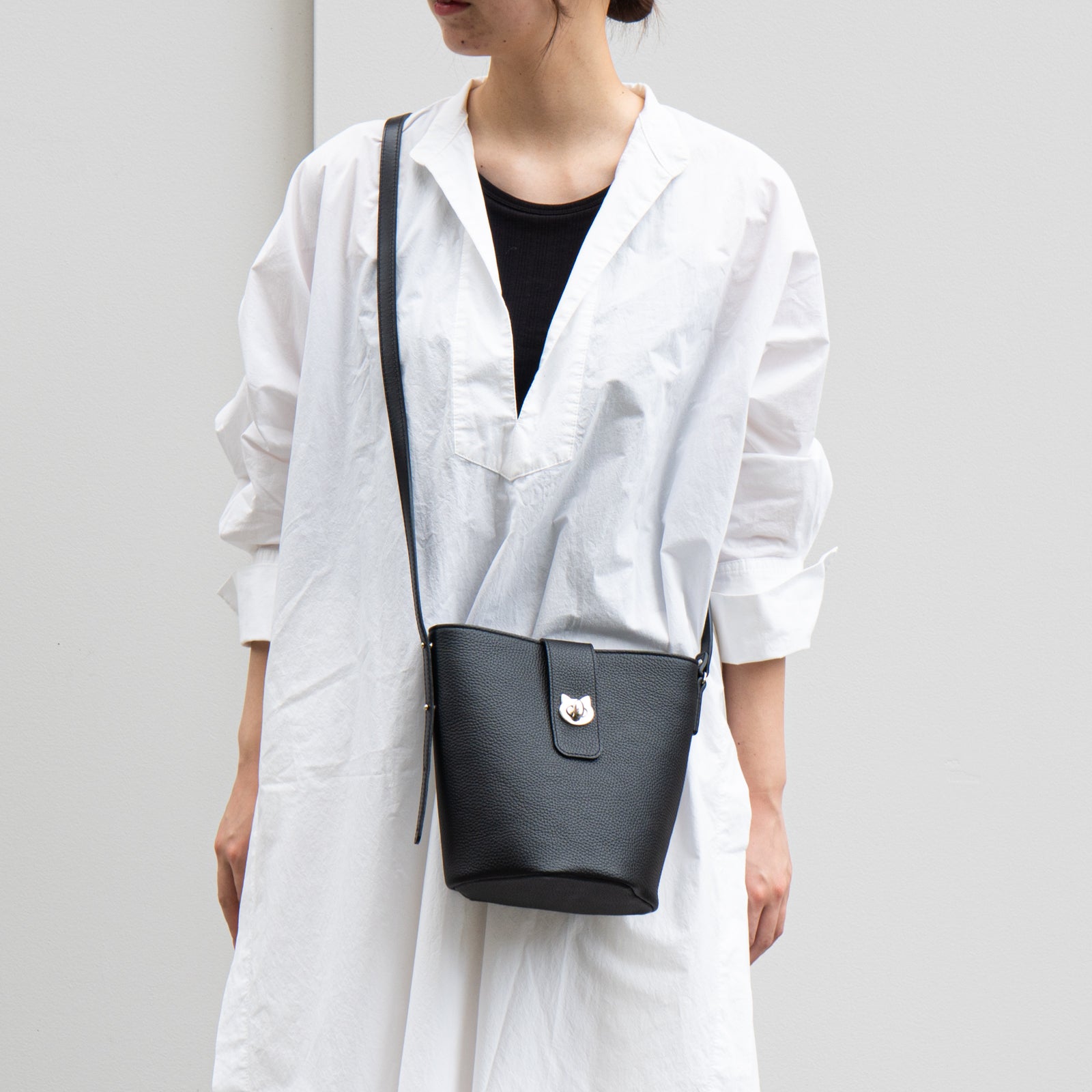 Limited-time offer: August 21st (Thu) 10:00 PM - 26 hours only. Limited-time offer: PAW Cuir Mache Shoulder Bag in Black (Choose your hardware).