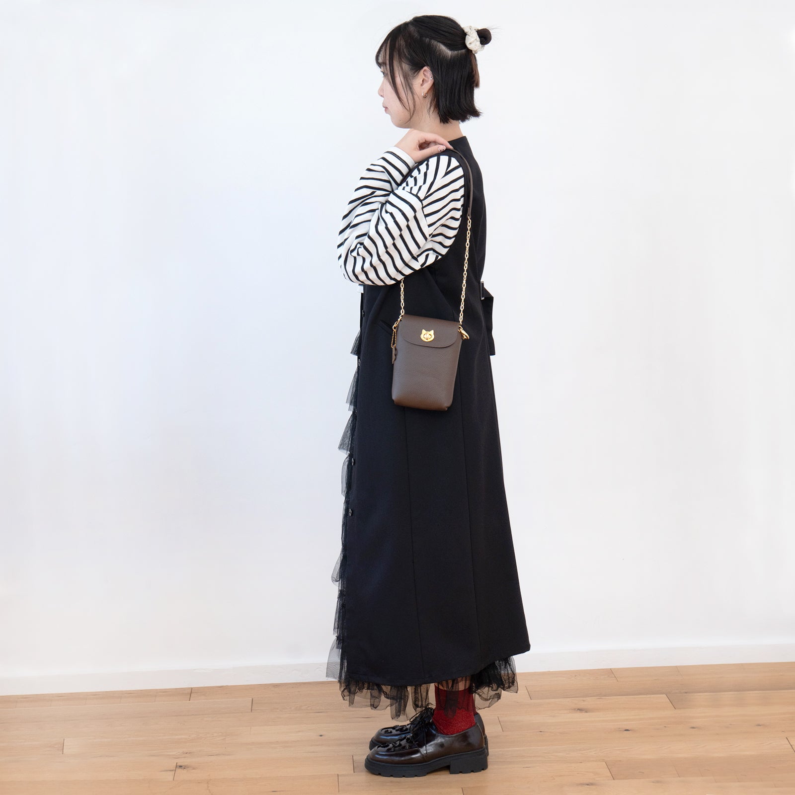 フルーニャスマホポシェット キュイール・マッシュ / チョコ