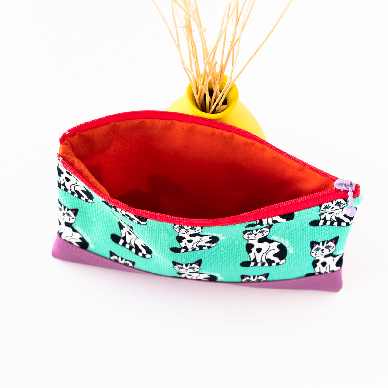 SINK. x Philosophii collaboration cow cat flat pouch