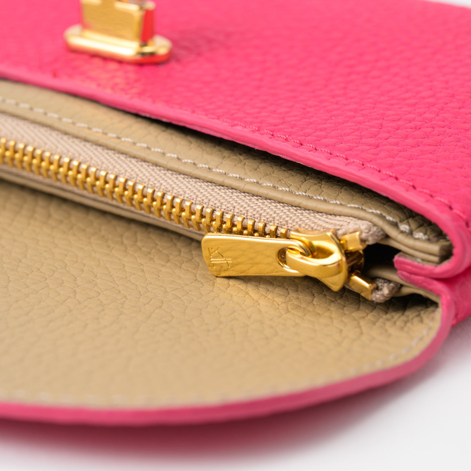 Leather flap long wallet / Taurillon Clemence