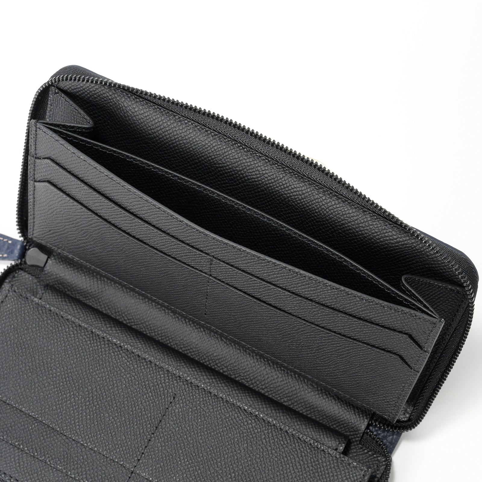 Bicolor round zipper organizer in Togo leather