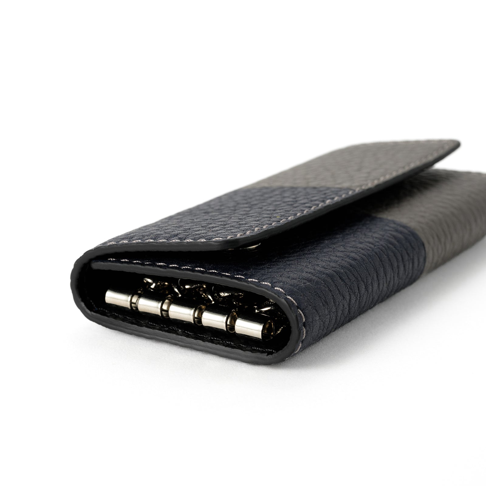 【おつとめ品セール】バイカラー4連キーケース トゴレザー