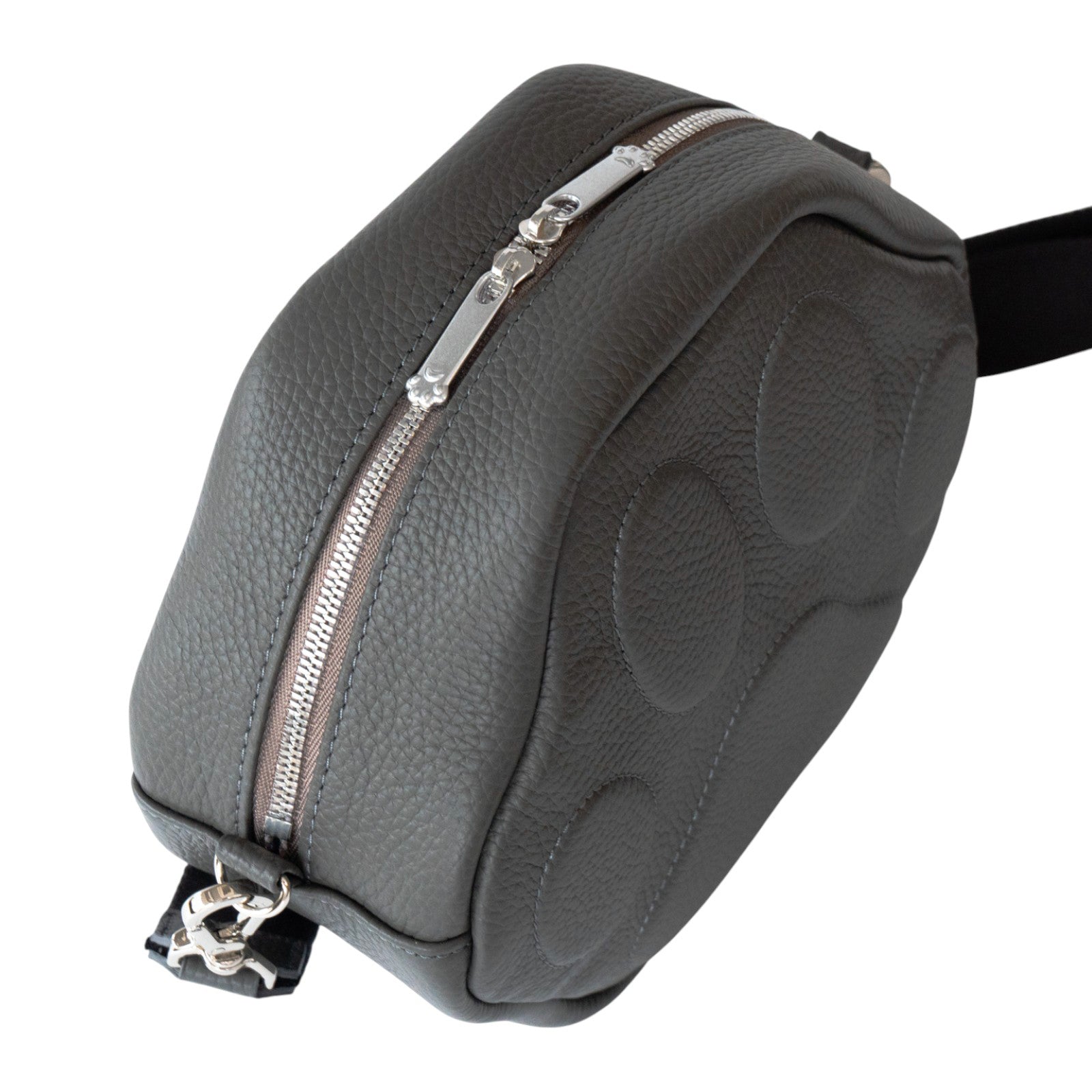 【11/21(金)22:00~ 26時間限定販売】【数量限定】PAWポシェット キュイール・マッシュ / グラファイト