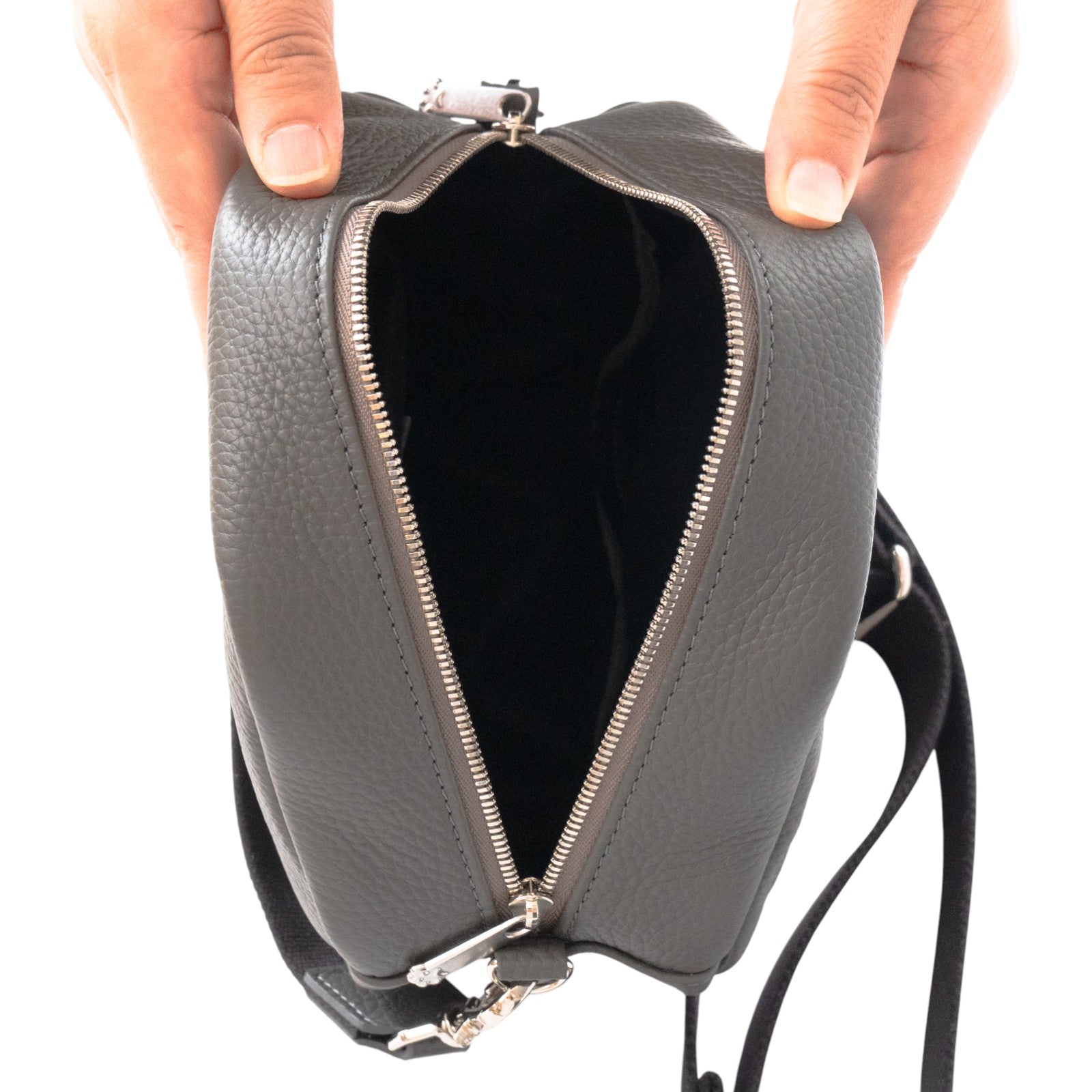 【11/21(金)22:00~ 26時間限定販売】【数量限定】PAWポシェット キュイール・マッシュ / グラファイト