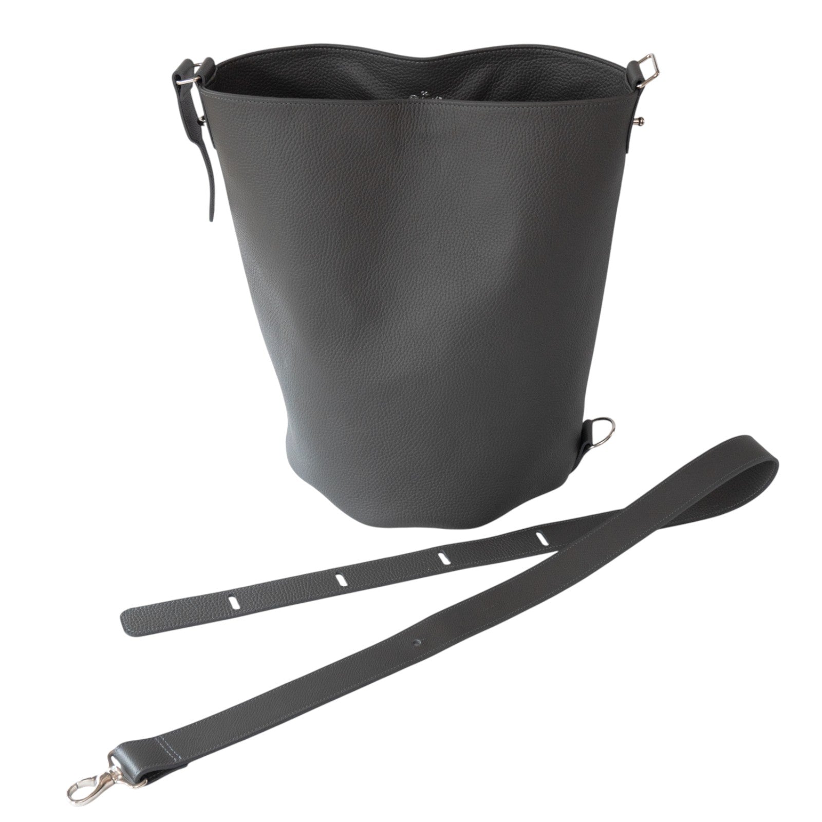 【11/21(金)22:00~ 26時間限定販売】【数量限定】3WAYバッグ PAW (パウ) キュイール・マッシュ / グラファイト