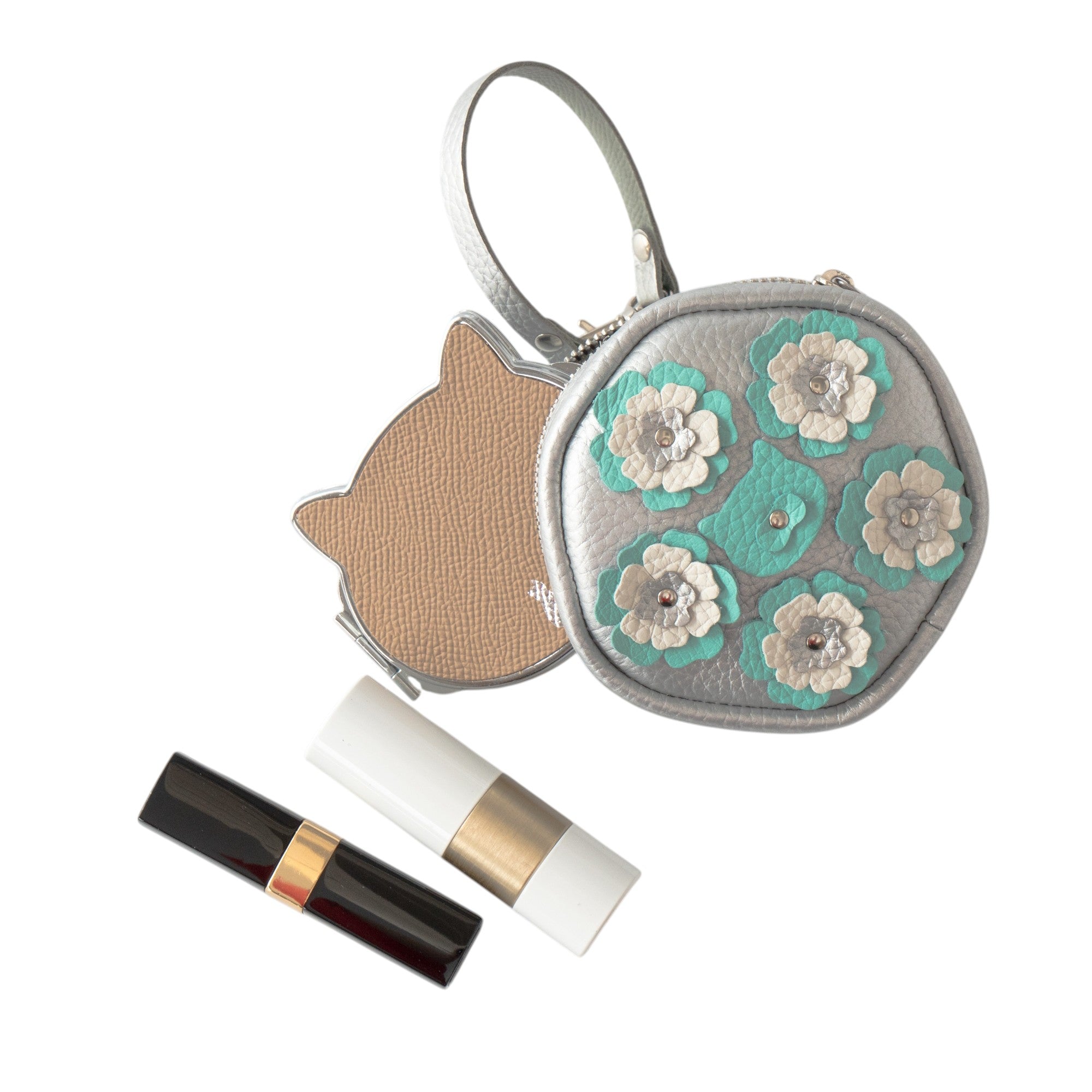 [Pre-order sales: 5/15 (Fri) 22:00 - 5/17 (Sun)] Flower Nyans Charm Pouch Cuir Mash / Silver