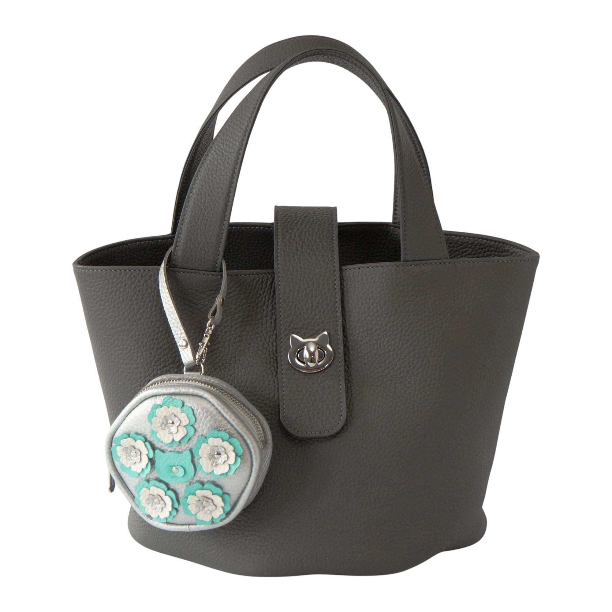 [Pre-order sales: 5/15 (Fri) 22:00 - 5/17 (Sun)] Flower Nyans Charm Pouch Cuir Mash / Silver