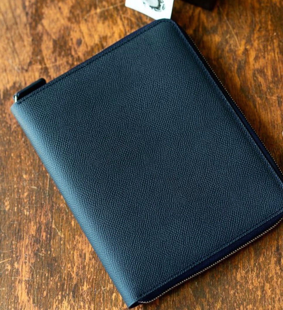 [Order by Mr. O] Bible-sized system notebook with zipper