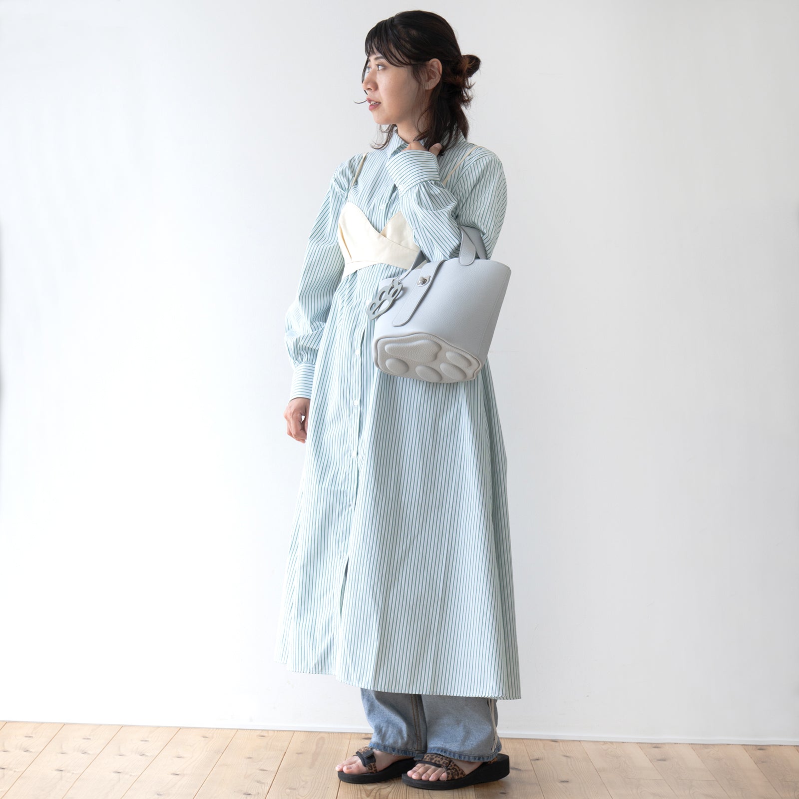 【数量限定 】バゲットバッグ  PAW (パウ) 肉球チャーム付き　  トリヨンクレマンス  /  ブルーペール