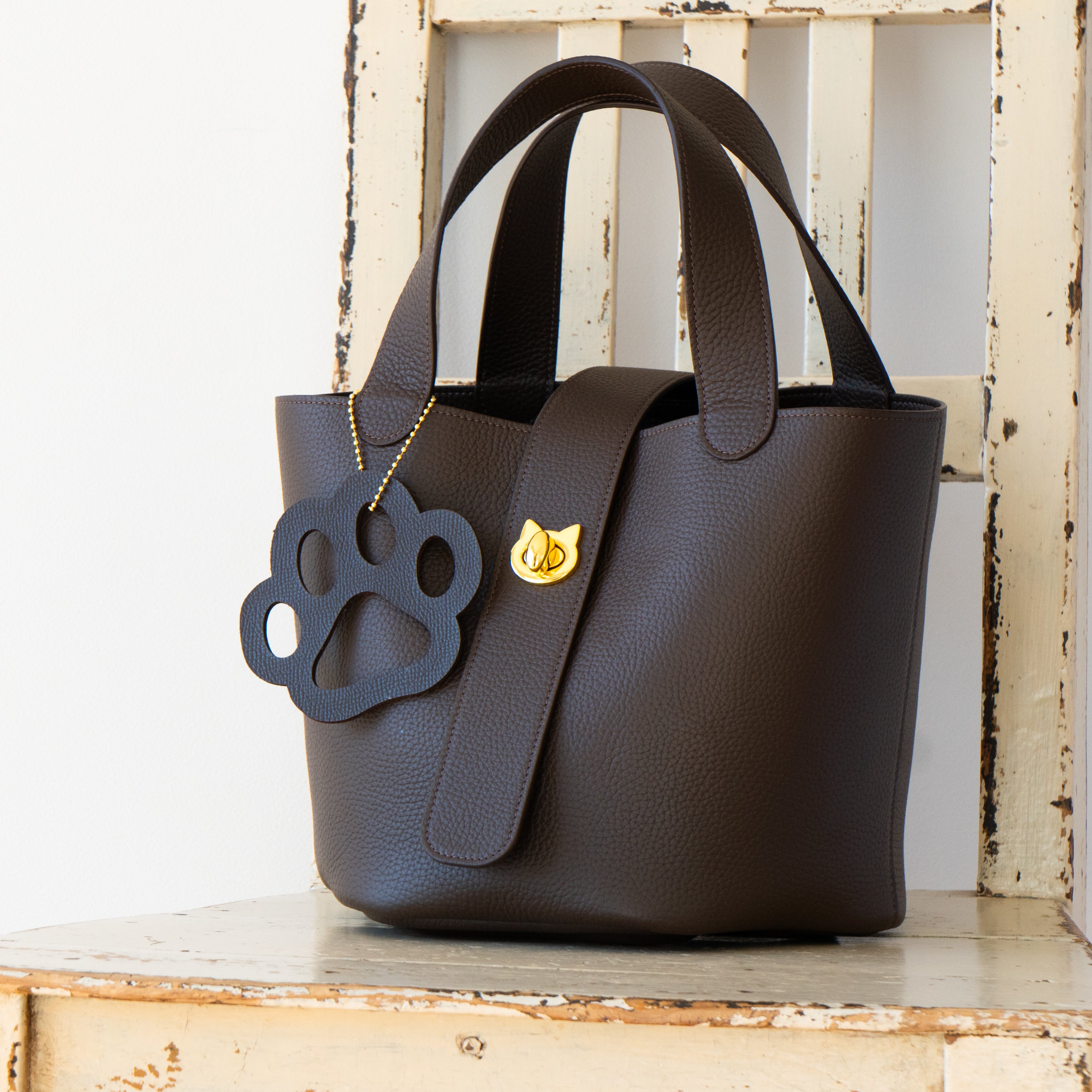 [On sale for one day only on Saturday, February 22nd] Baguette bag PAW Cuir Mache / Chocolate