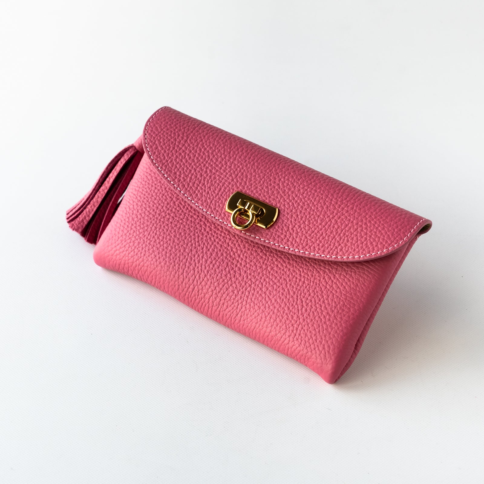 [Service item] Soft leather flap middle wallet (with tassel) Cuir Mash