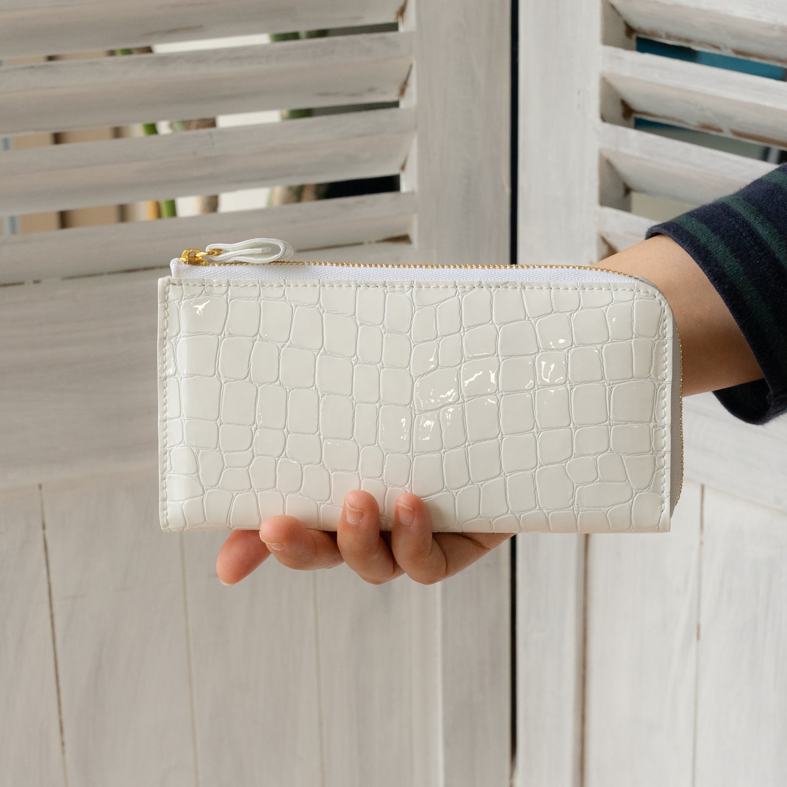 L-shaped zipper long wallet in Chromer leather / Pure White