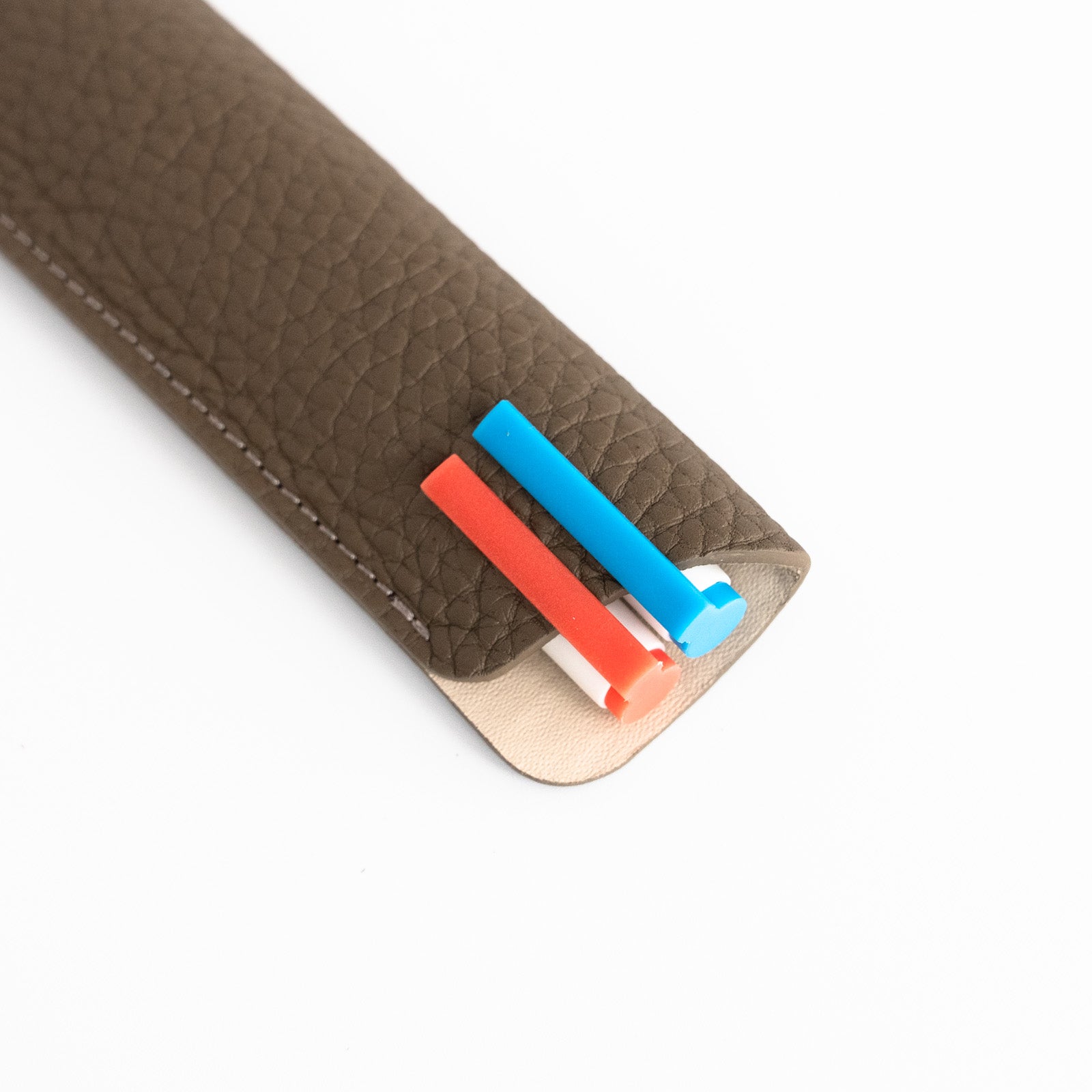 [Special Sale] Minimalist Pencil Case in Taurillon Clemence/Etoupe