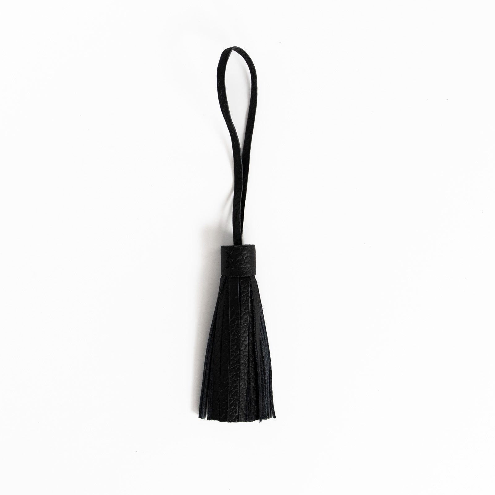 [Special Sale] Leather Tassel Charm in Taurillon Clemence/Black