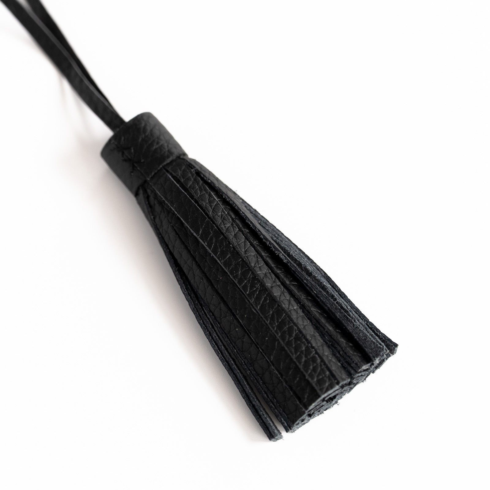 [Special Sale] Leather Tassel Charm in Taurillon Clemence/Black