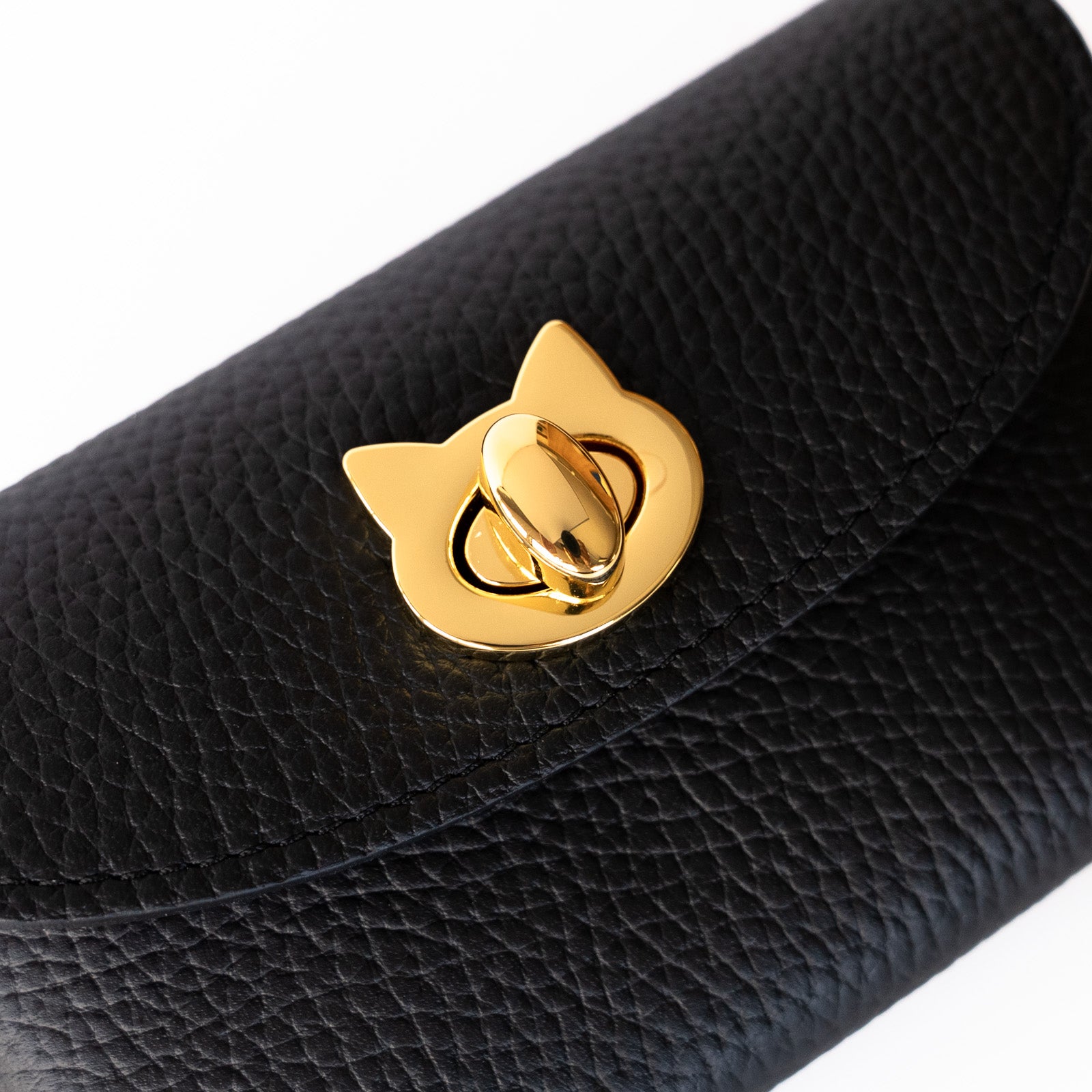 COMPACT WALLETS