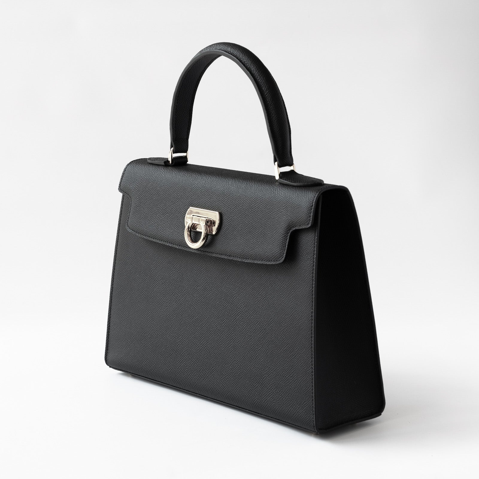 [Color Order] Campanella 30 Cuir Minerva