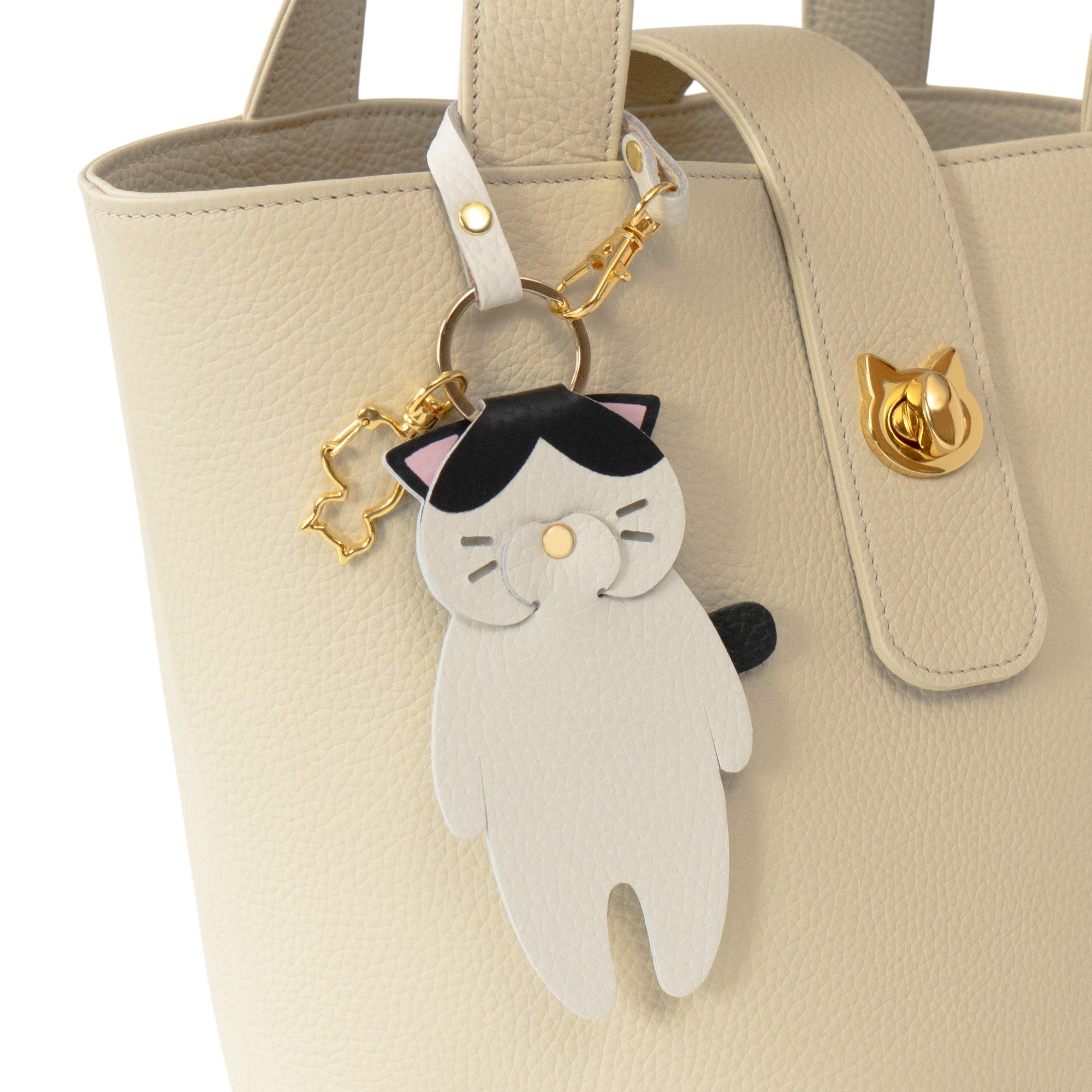 にゃんこ様ハンドメイド♡オシャレ猫ちゃん大きめフリフリポニー プリントにゃんチャーム / ハチワレ -Philosophii <フィロソフィ>