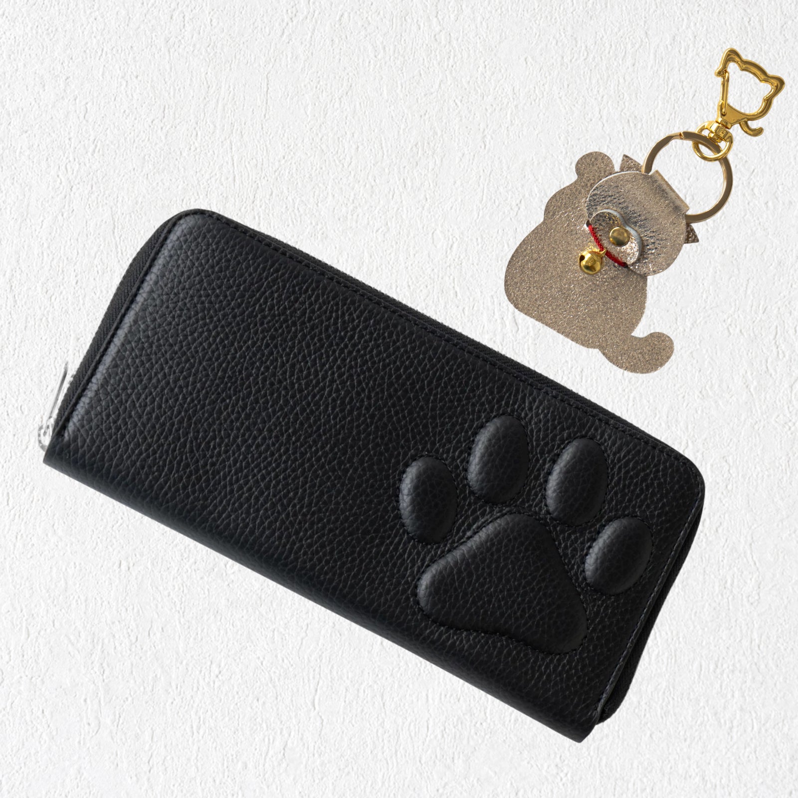 【数量限定】PAWラウンドファスナー長財布   招き猫チャーム付きSET  /  ブラック [選べる金具]
