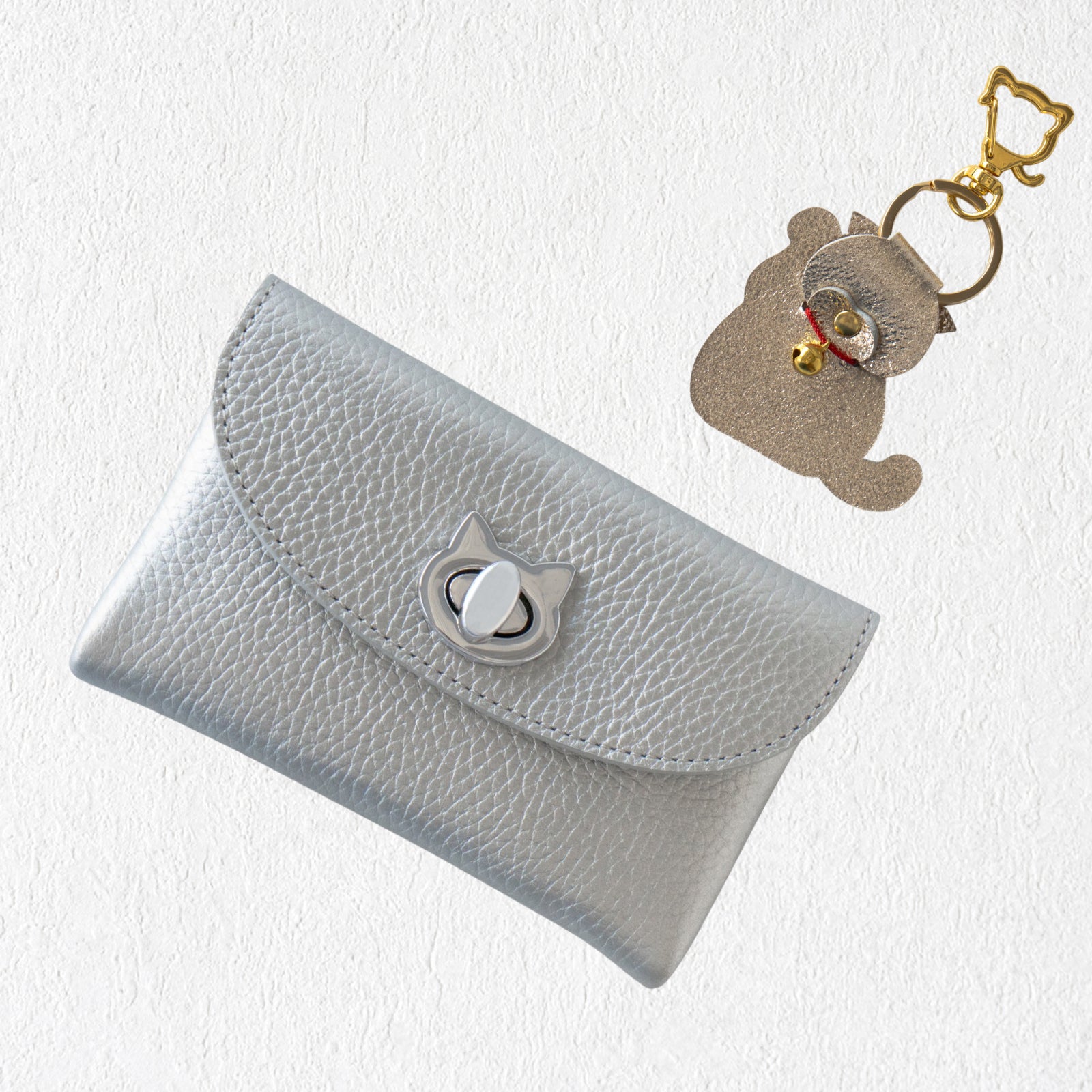 COMPACT WALLETS